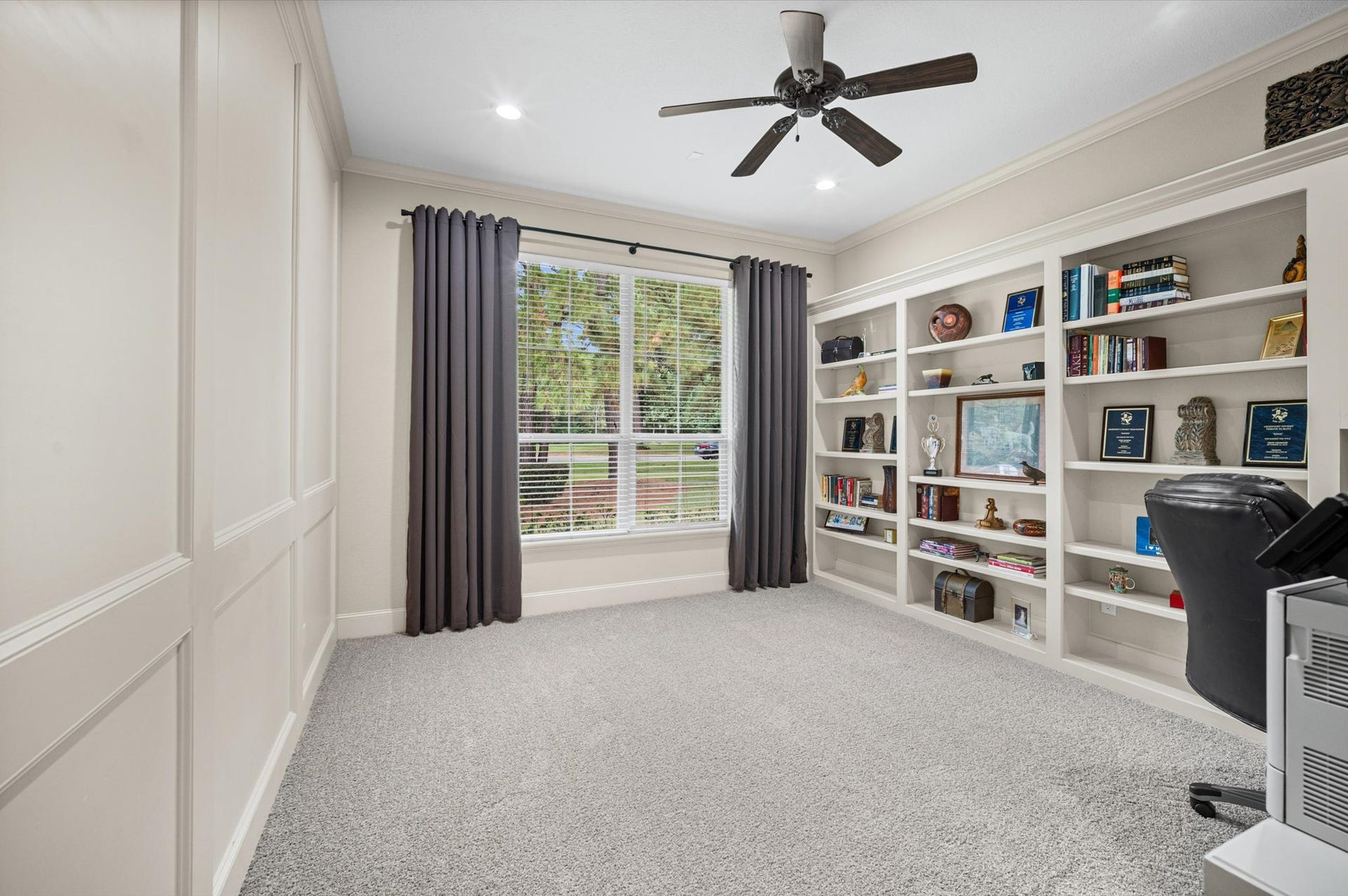 25815 Bridle Creek Drive S, Magnolia, TX 77355 Beautiful built-in home office with custom cabinetry, desk space and abundant storage