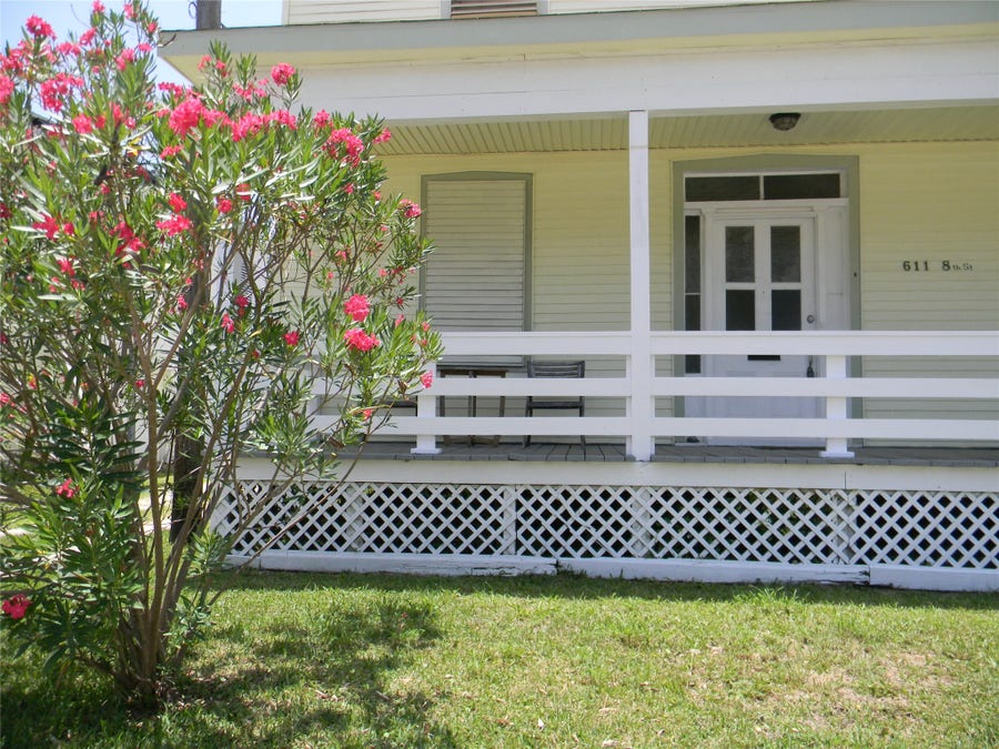 Property photo for 611 St Mary S Boulevard, Galveston, TX