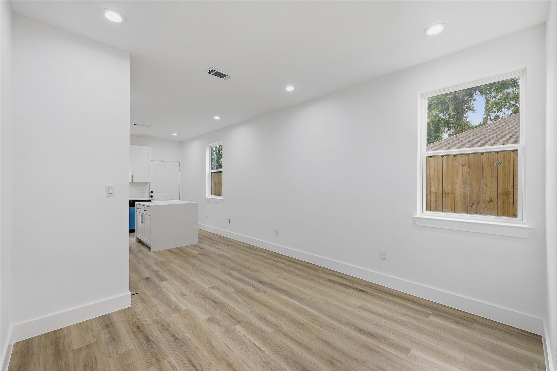 6519 A&B Tuskegee Street, Houston, TX 77091 6519 A&B Tuskegee Street, Houston, TX 77091