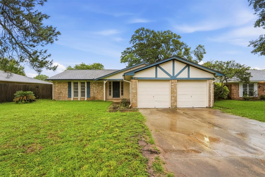 Property photo for 423 Pickford Drive, Katy, TX