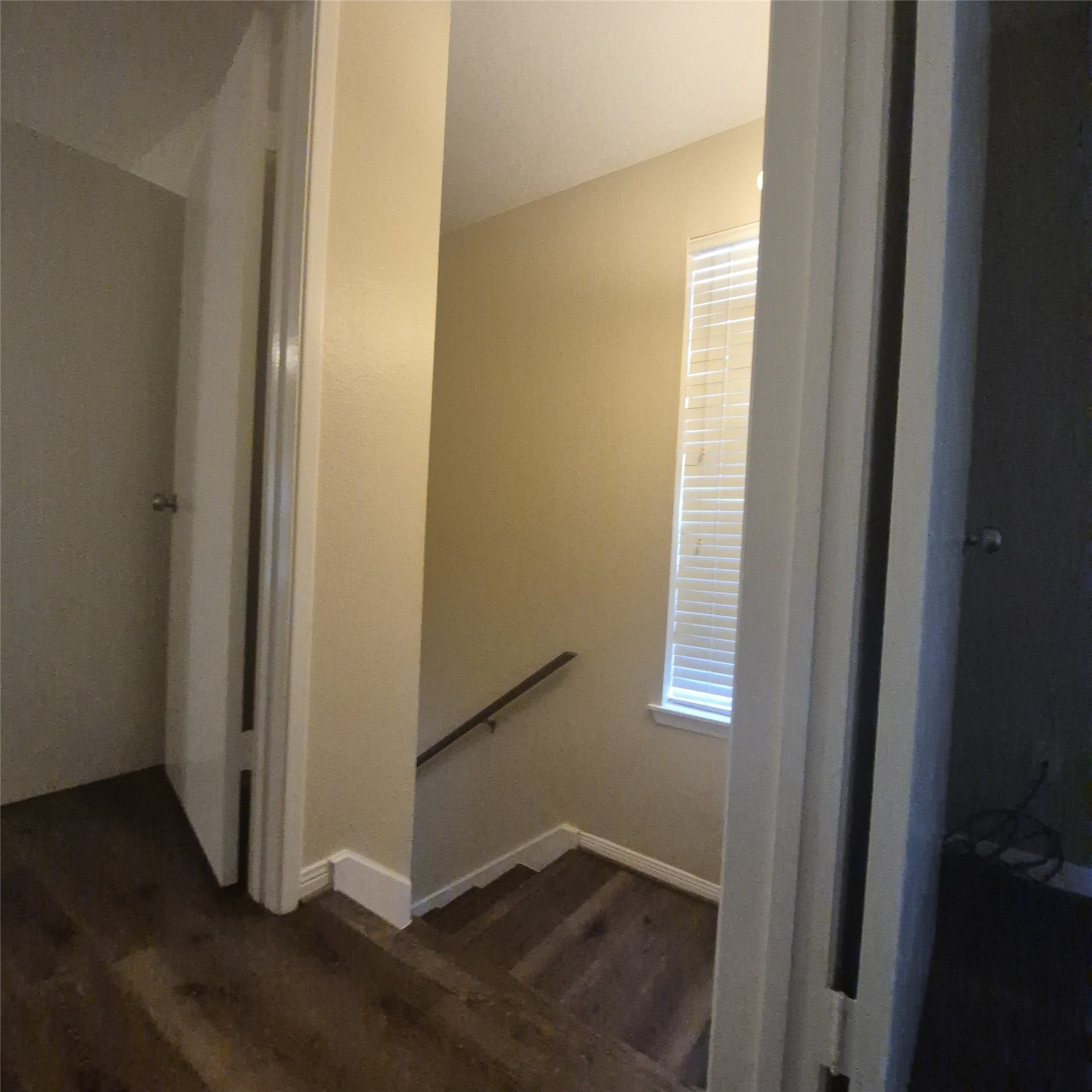 2626 Holly Hall Street, #1008, Houston, TX 77054 staircase