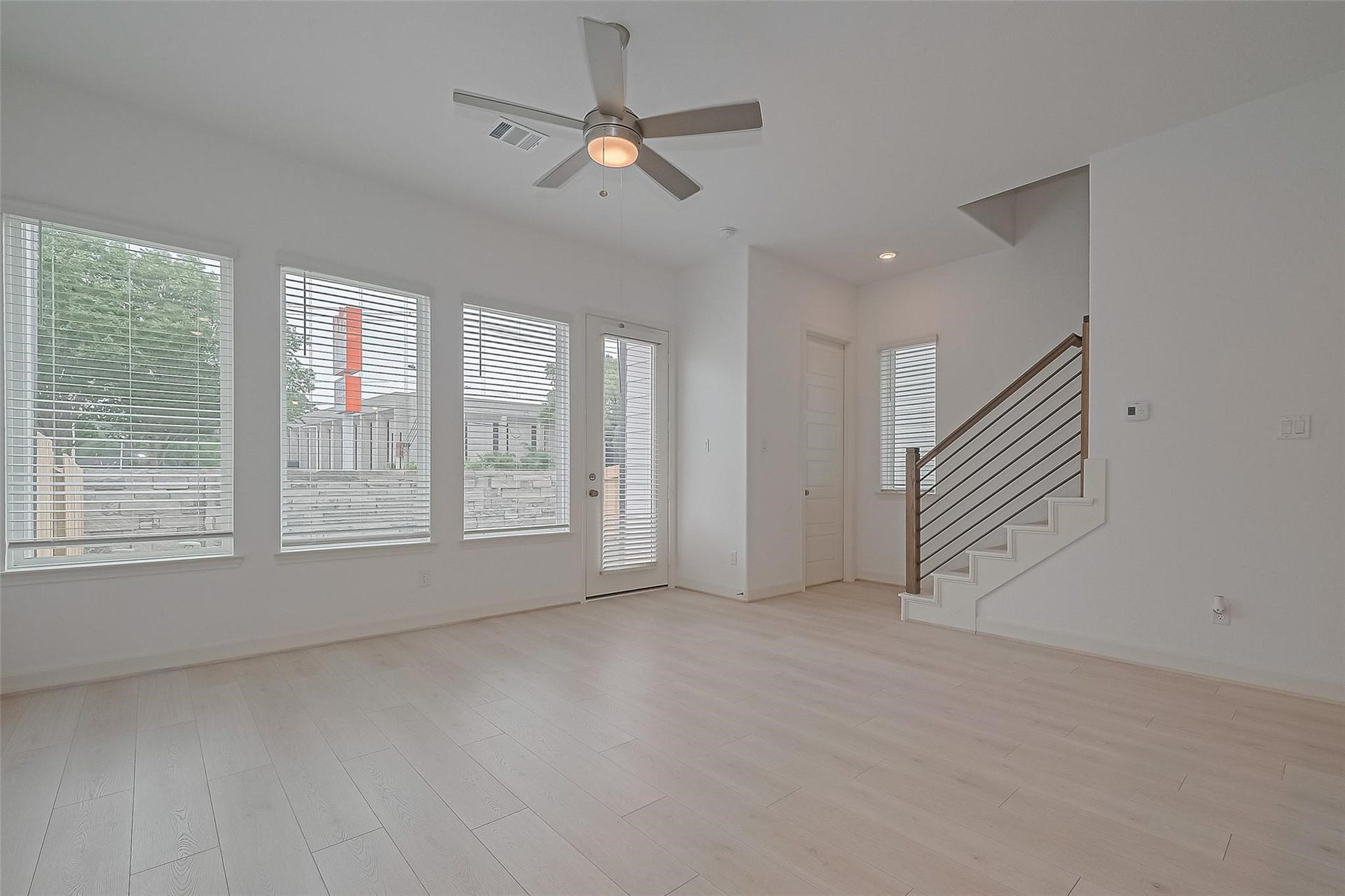 8929 Grovner Place, Houston, TX 77055 8929 Grovner Place, Houston, TX 77055