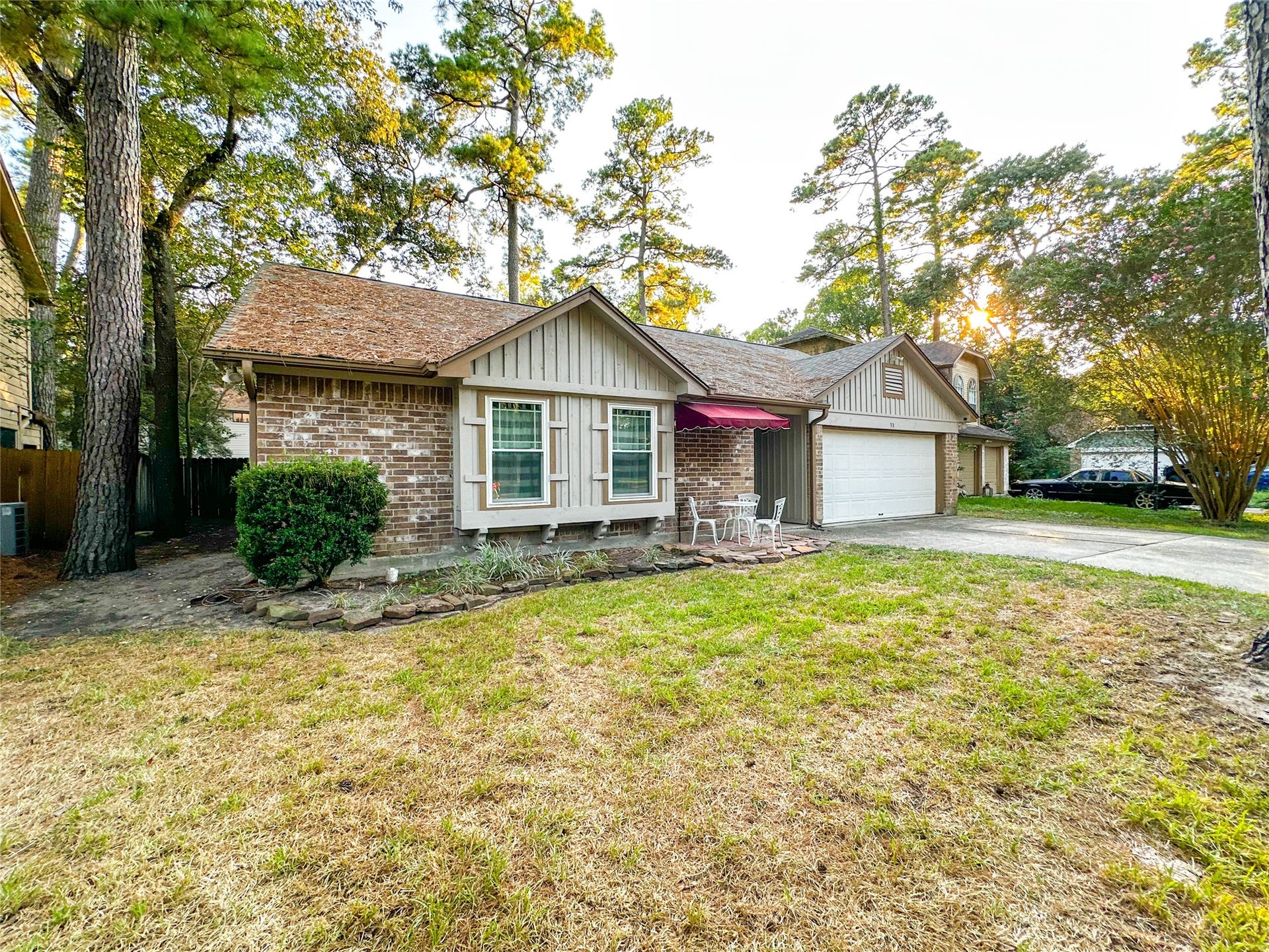 33 N Rain Forest Court, The Woodlands, TX 77380 33 N Rain Forest Court, The Woodlands, TX 77380