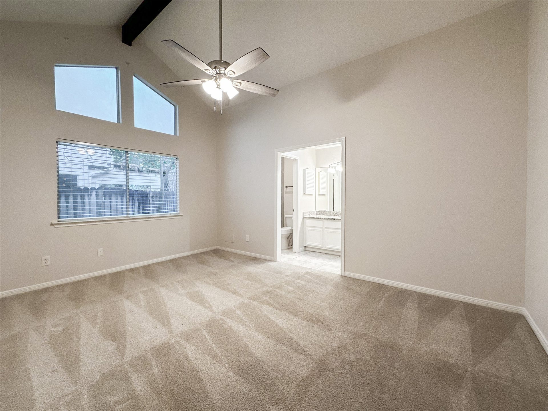 33 N Rain Forest Court, The Woodlands, TX 77380 33 N Rain Forest Court, The Woodlands, TX 77380