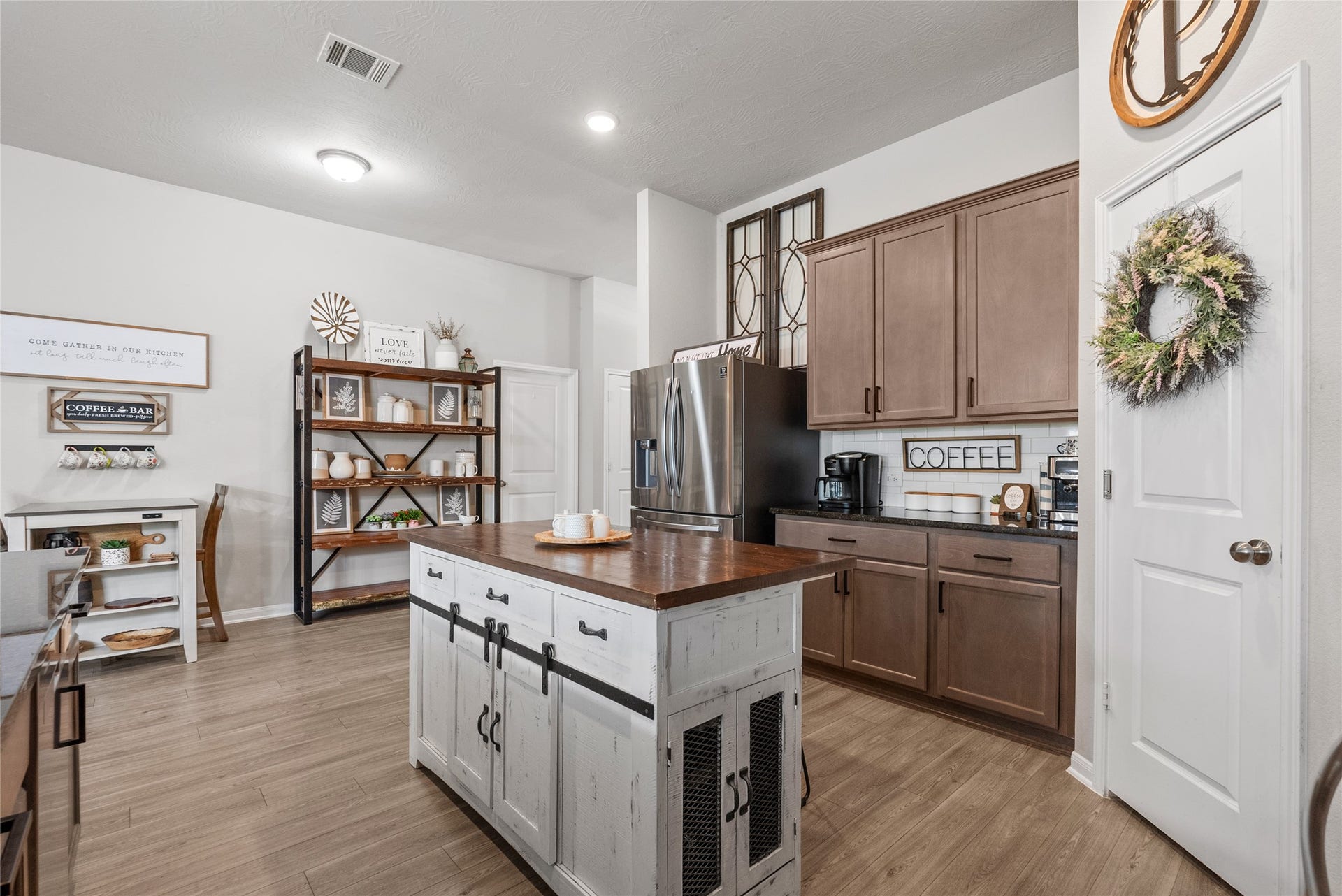 8213 Ocean Jasper Lane, Texas City, TX 77591 8213 Ocean Jasper Lane, Texas City, TX 77591