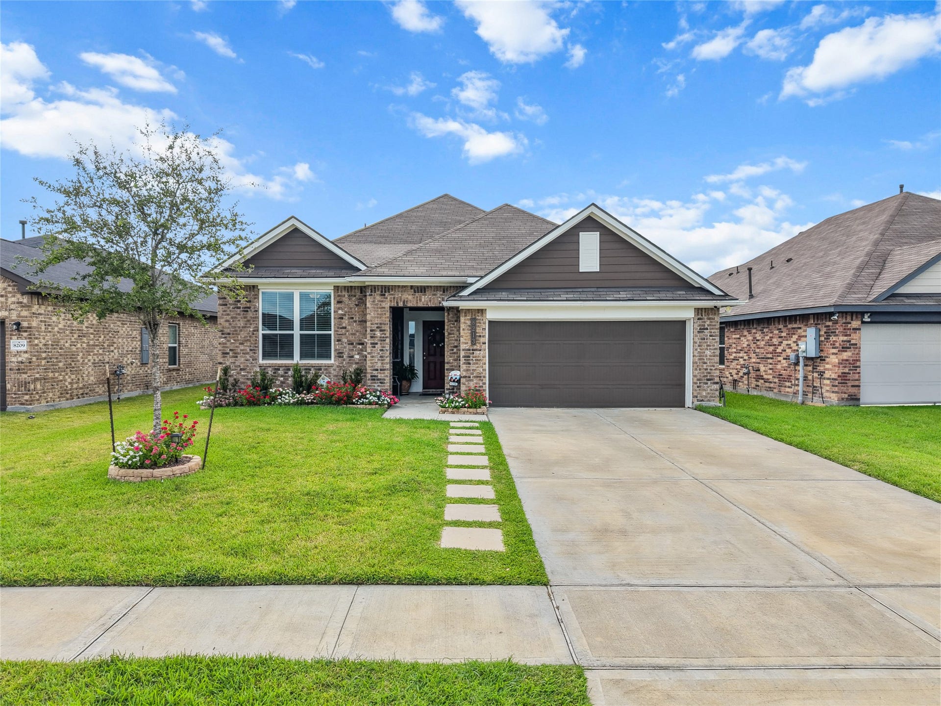 8213 Ocean Jasper Lane, Texas City, TX 77591 8213 Ocean Jasper Lane, Texas City, TX 77591