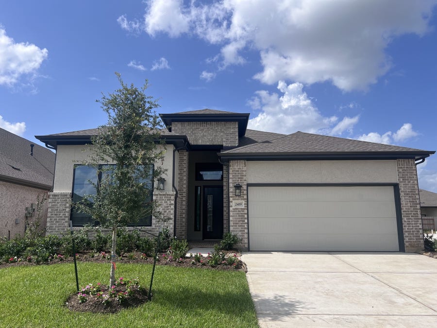 Property photo for 2419 Garden Arbor Lane, Tomball, TX