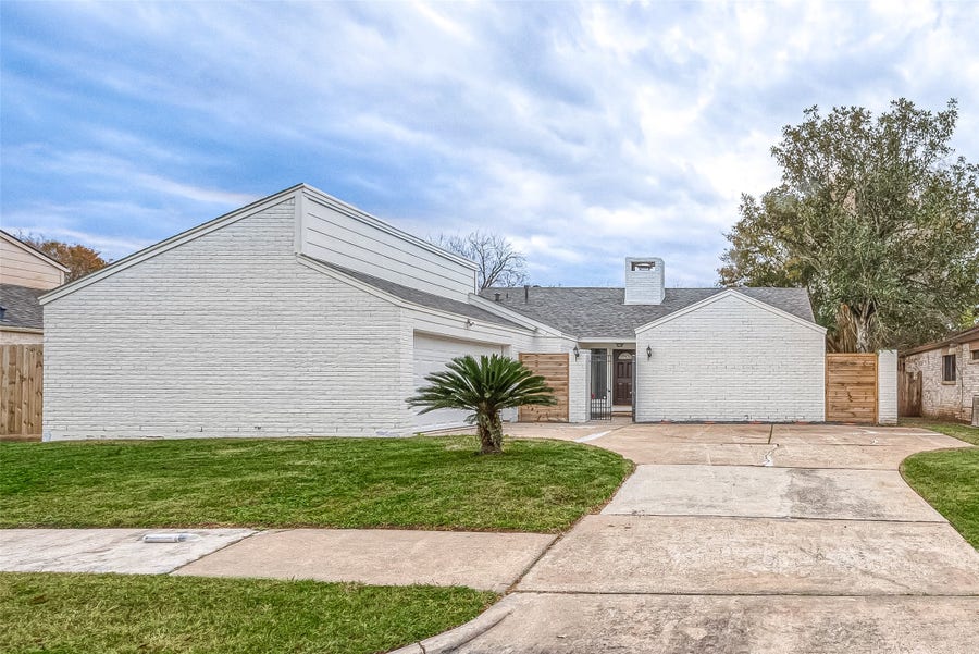 Property photo for 6107 Sanford Road, Houston, TX