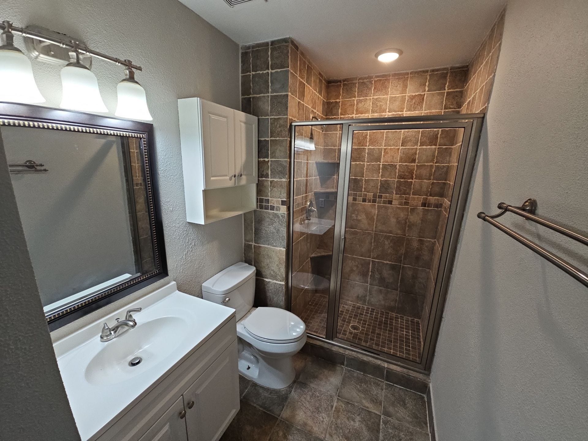 16 Night Hawk Place, The Woodlands, TX 77380 16 Night Hawk Place, The Woodlands, TX 77380