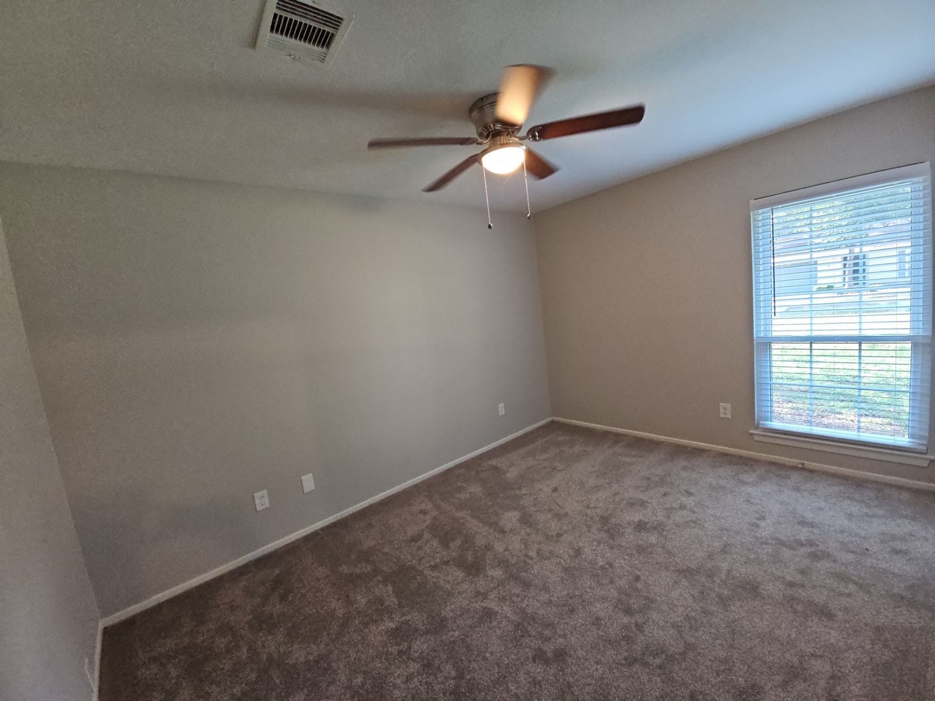 16 Night Hawk Place, The Woodlands, TX 77380 16 Night Hawk Place, The Woodlands, TX 77380