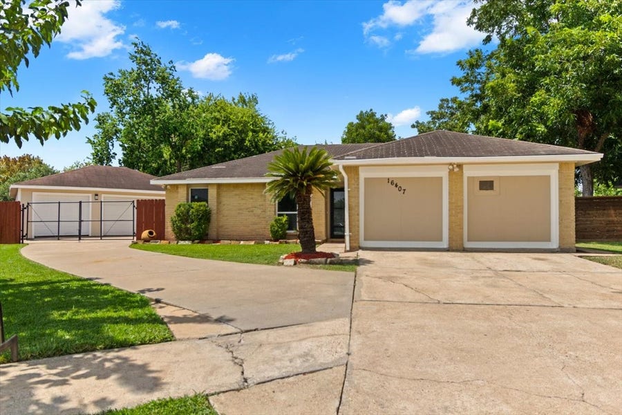 Property photo for 16407 Valinda Court, Houston, TX