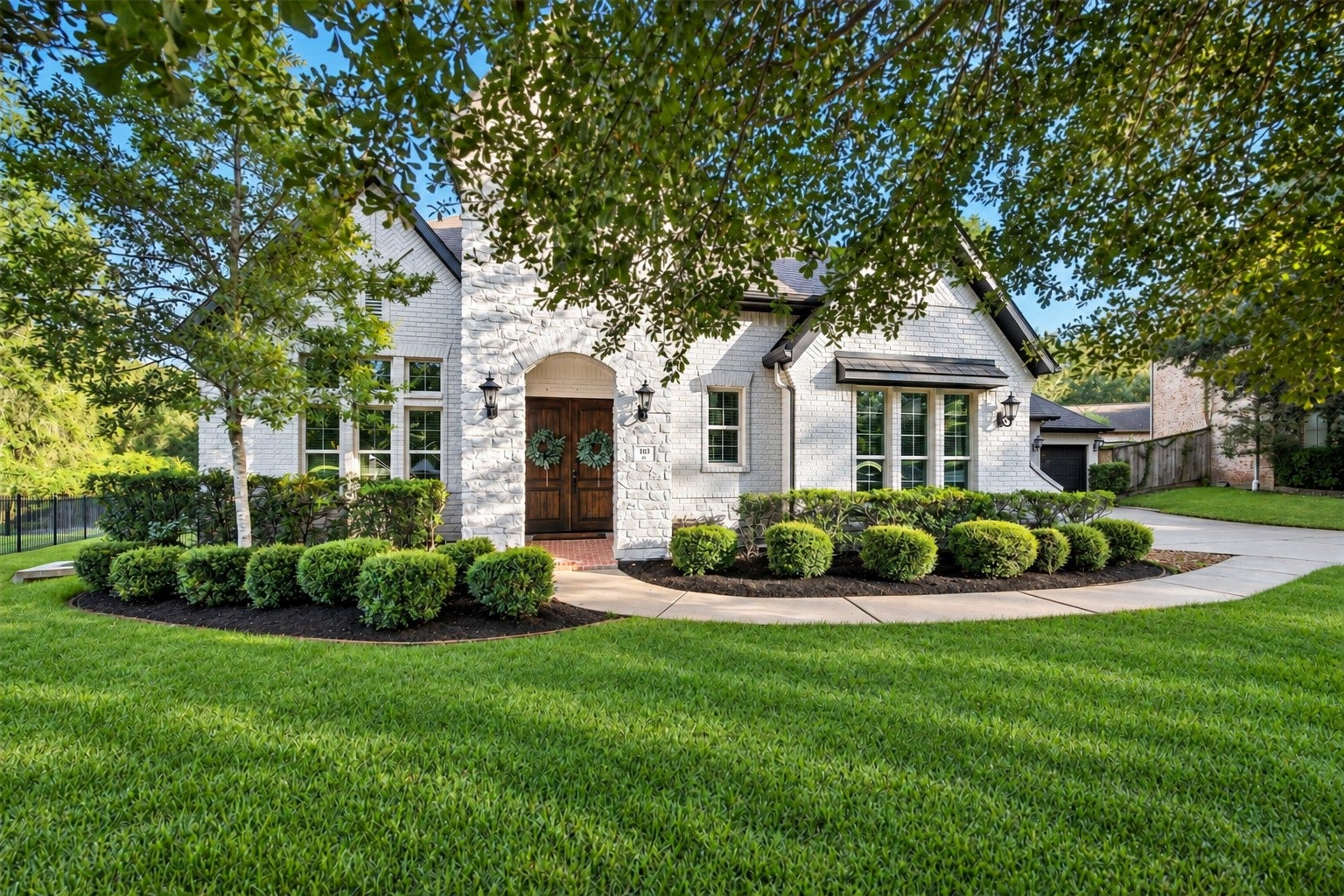 110 Pickerel Point, Montgomery, TX 77316