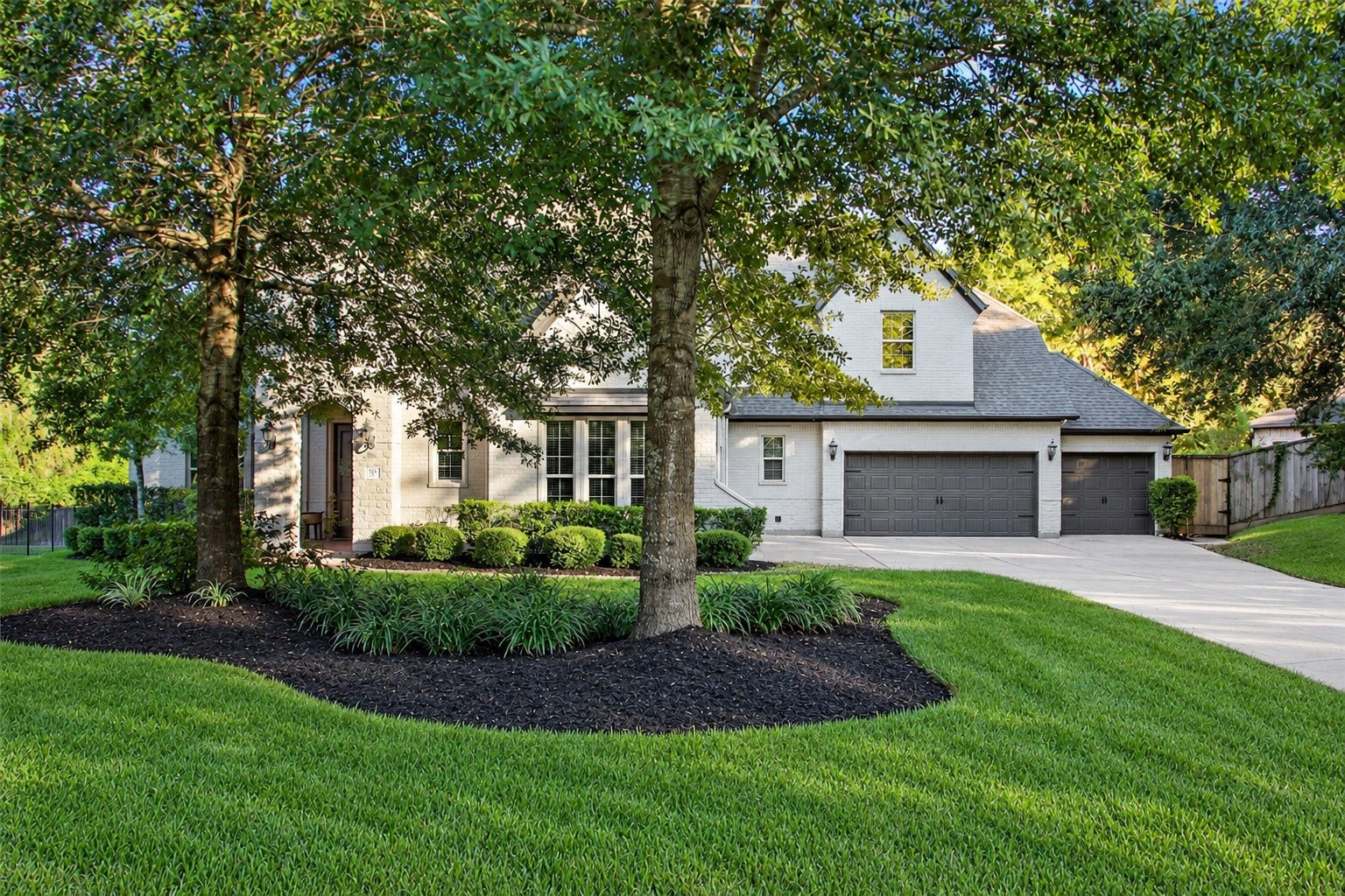 110 Pickerel Point, Montgomery, TX 77316
