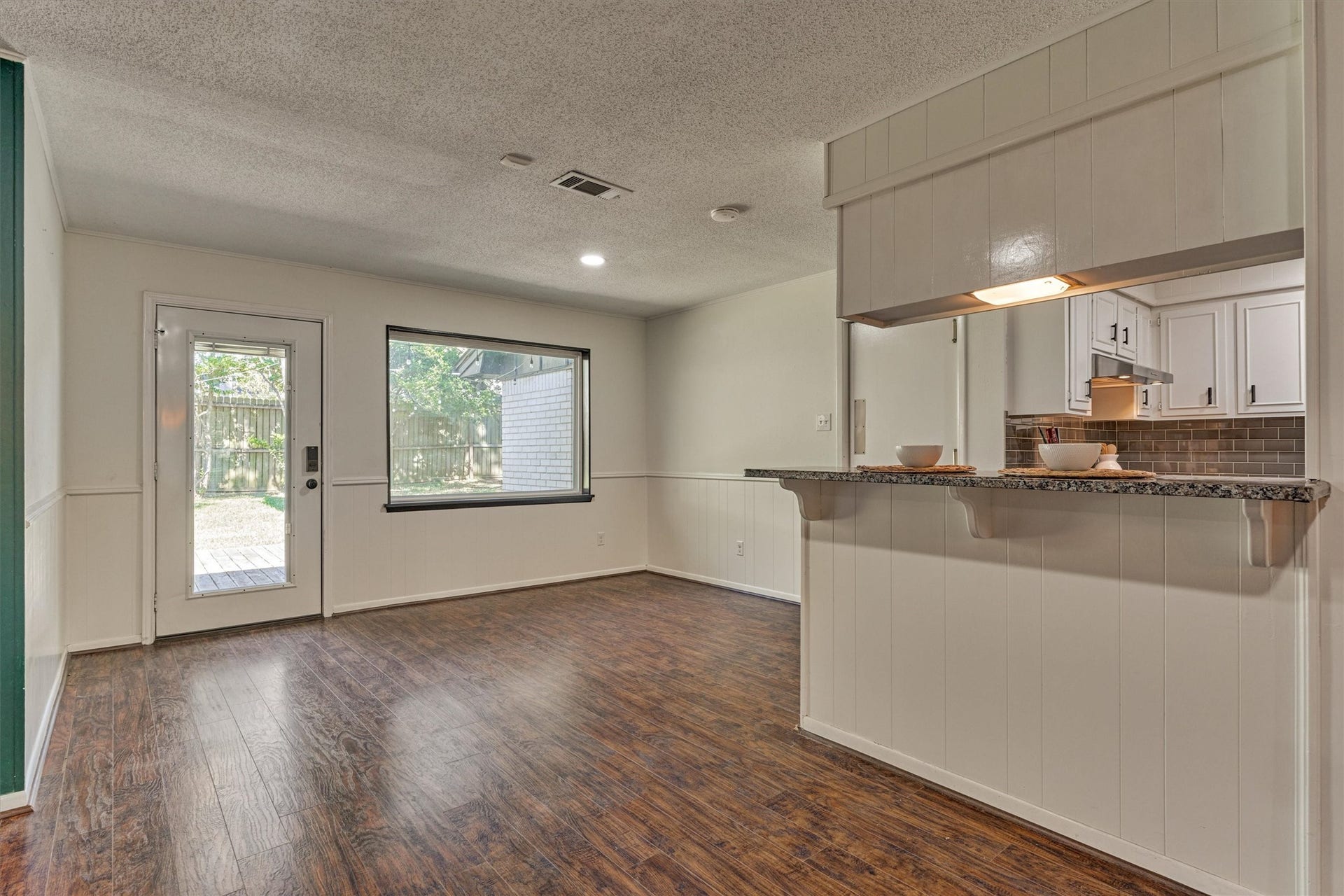 402 Shadywood Circle, Conroe, TX 77304 402 Shadywood Circle, Conroe, TX 77304