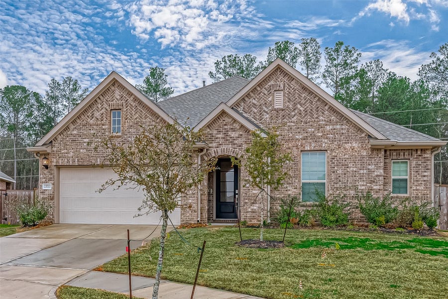 Property photo for 23722 Canolo Grove Lane, New Caney, TX
