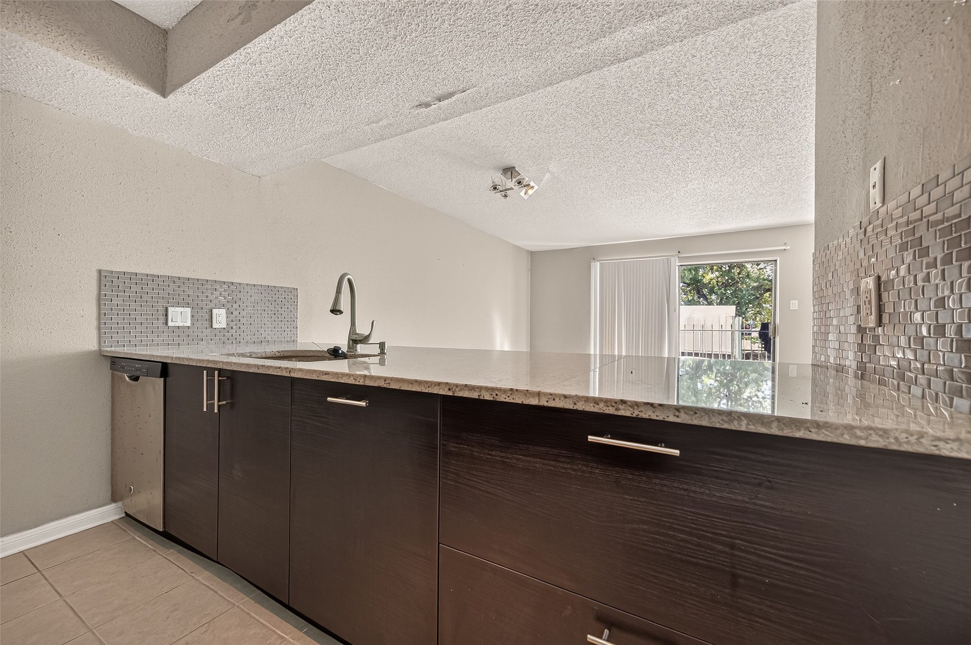 2818 S Bartell Drive, #13, Houston, TX 77054