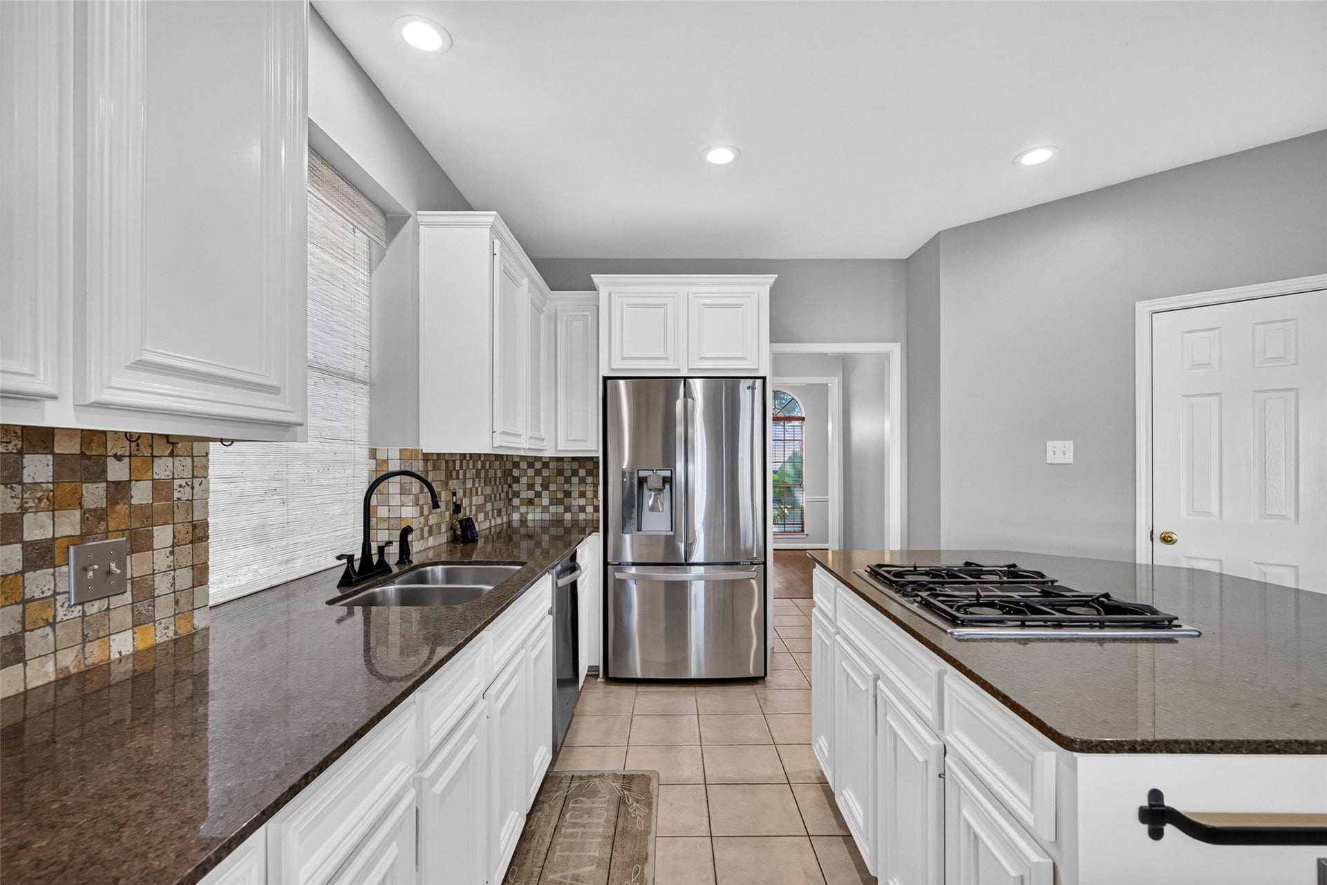 120 Crescent Bay Drive, League City, TX 77573 120 Crescent Bay Drive, League City, TX 77573