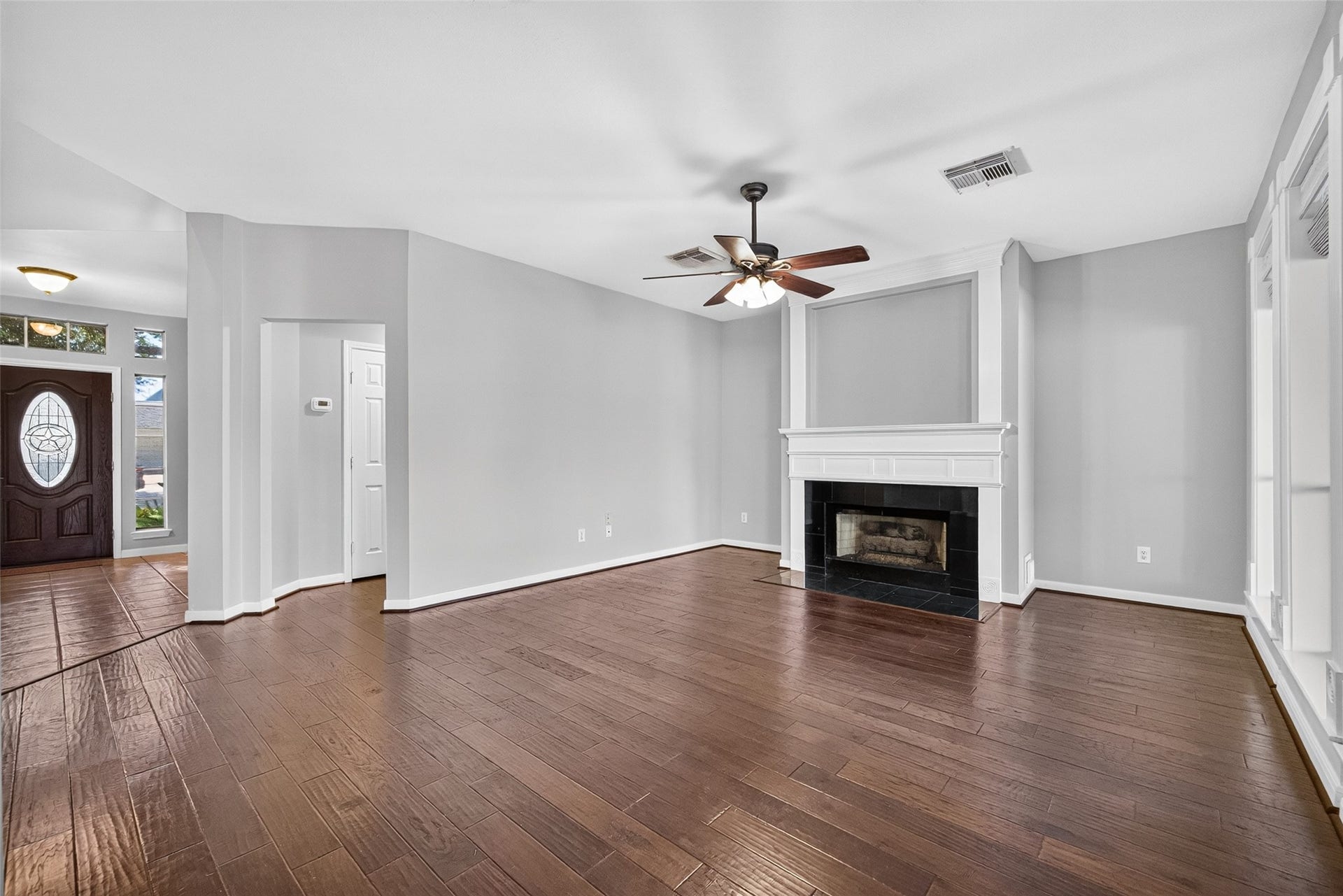 120 Crescent Bay Drive, League City, TX 77573 120 Crescent Bay Drive, League City, TX 77573