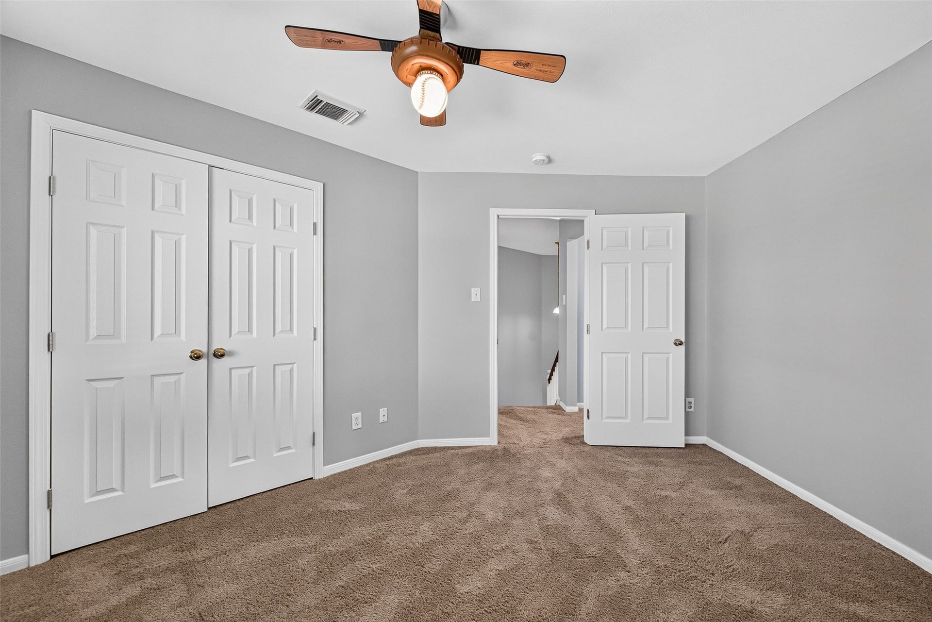 120 Crescent Bay Drive, League City, TX 77573 120 Crescent Bay Drive, League City, TX 77573