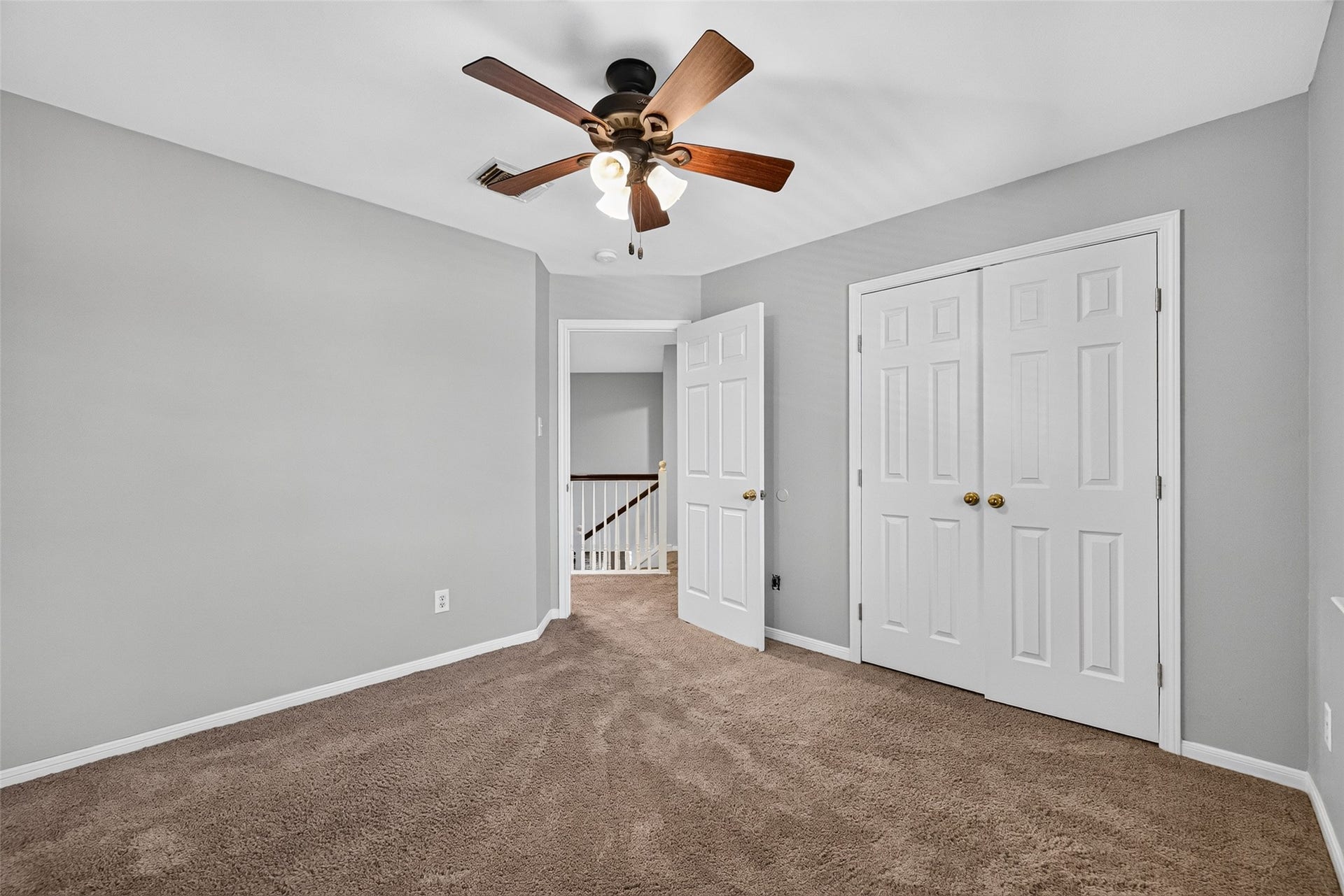 120 Crescent Bay Drive, League City, TX 77573 120 Crescent Bay Drive, League City, TX 77573
