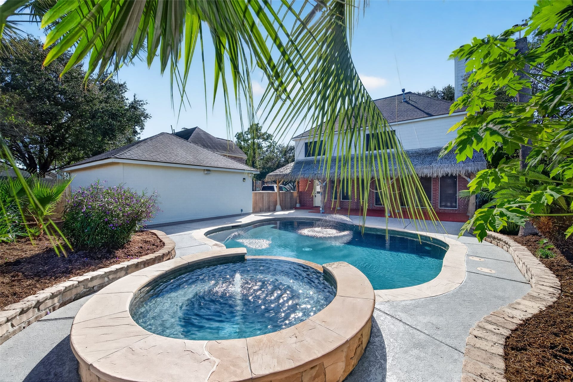 120 Crescent Bay Drive, League City, TX 77573 120 Crescent Bay Drive, League City, TX 77573