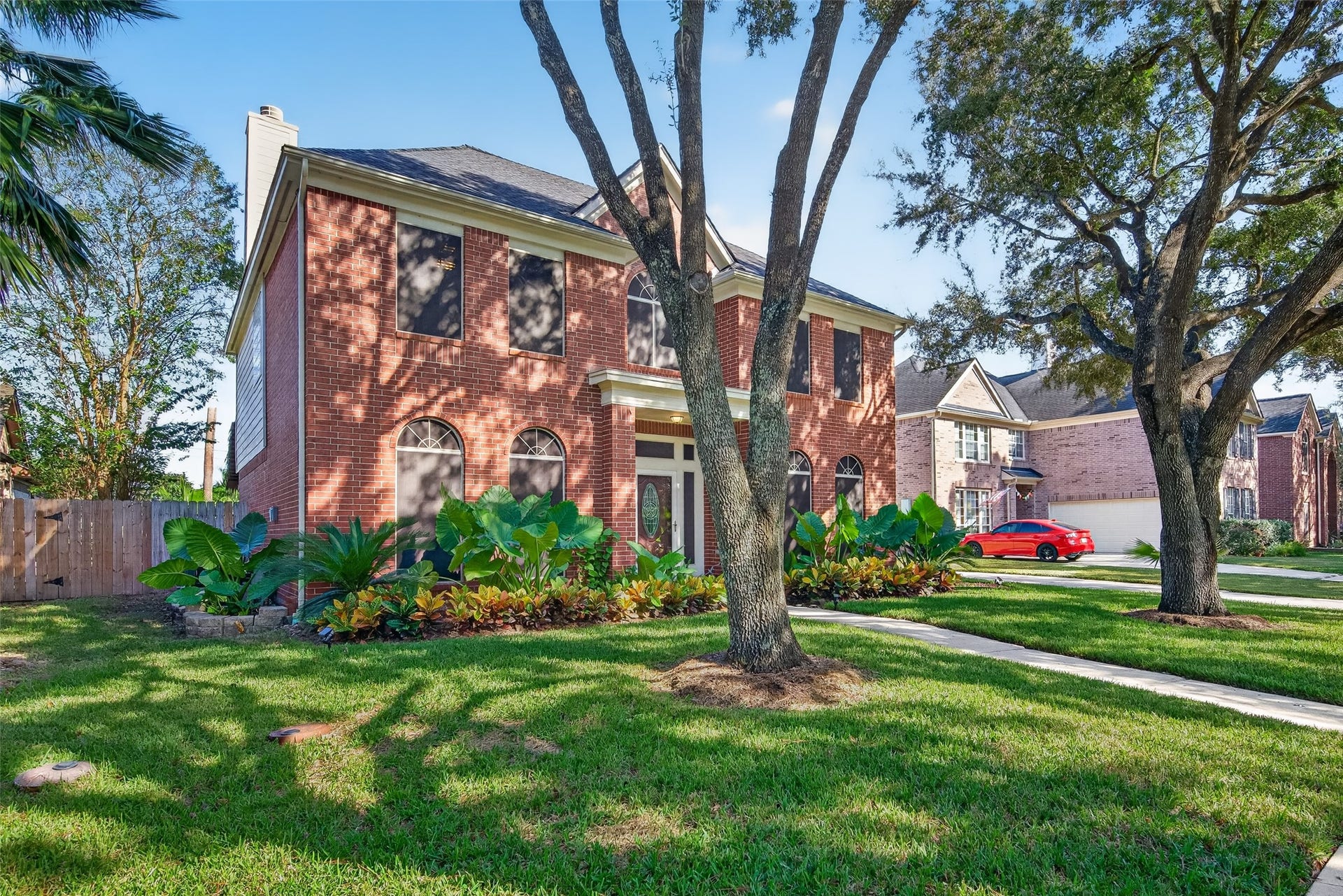 120 Crescent Bay Drive, League City, TX 77573 120 Crescent Bay Drive, League City, TX 77573