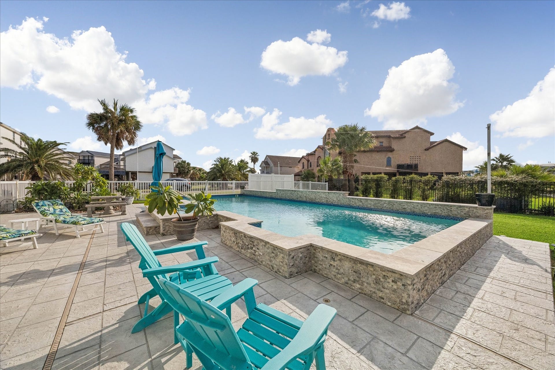 426 Sunset Circle, Tiki Island, TX 77554 Room for multiple lounge areas at the poolside. A new Polaris pool cleaner has recently been installed. Pool pump, motor & pump seals have been replaced. All French drains have been cleaned.