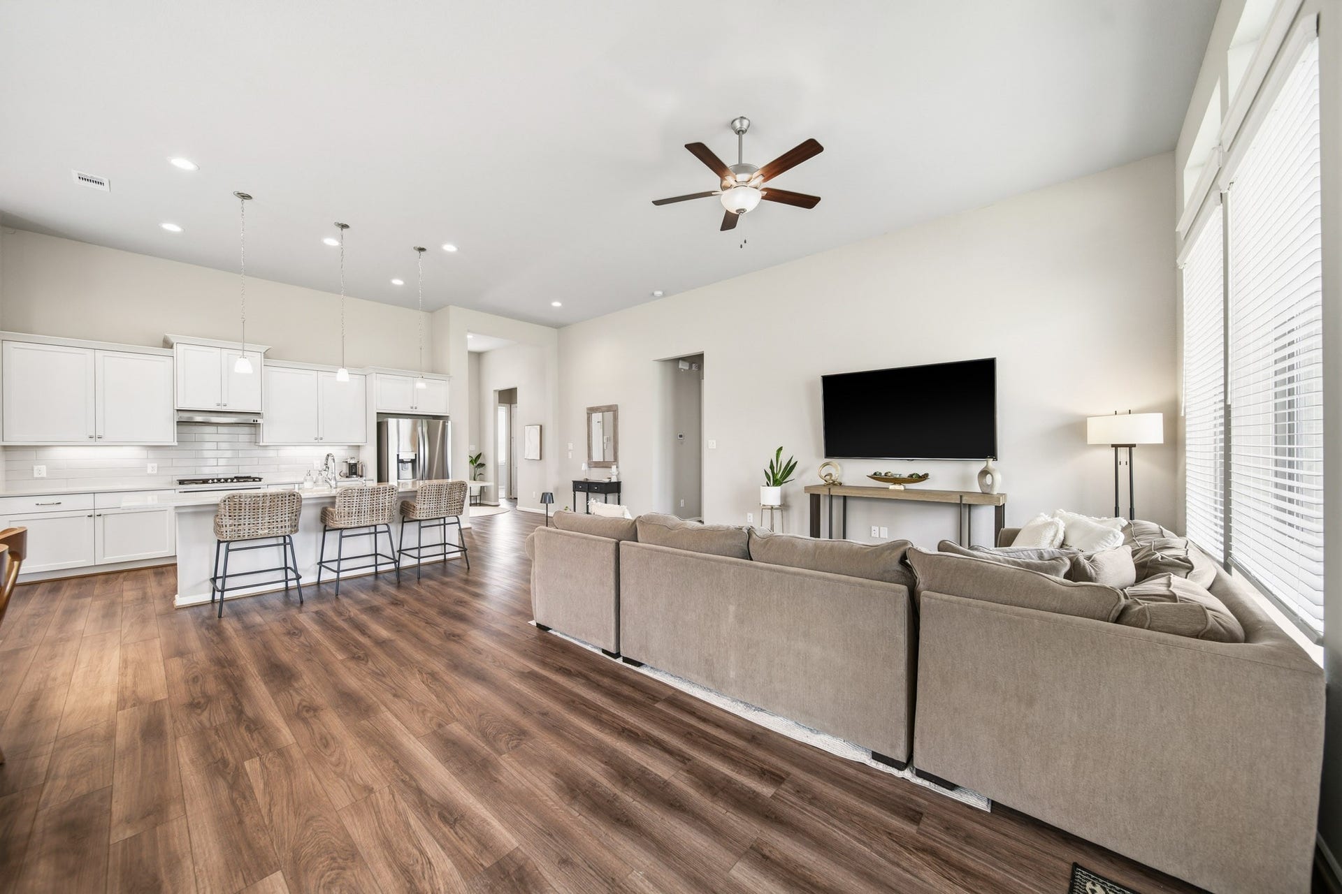 2003 Laurelwood Trail, Missouri City, TX 77459 2003 Laurelwood Trail, Missouri City, TX 77459
