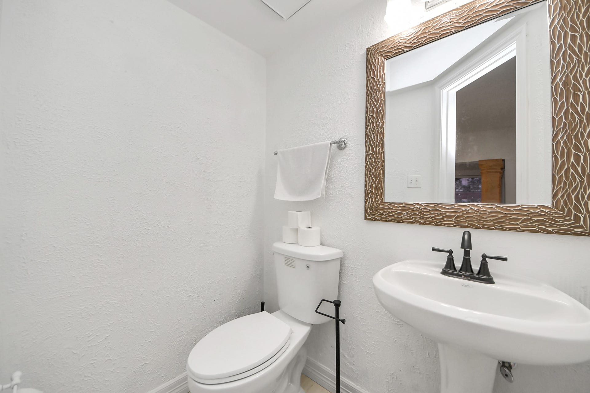 3002 Ashford Oak Drive, Houston, TX 77082 3002 Ashford Oak Drive, Houston, TX 77082