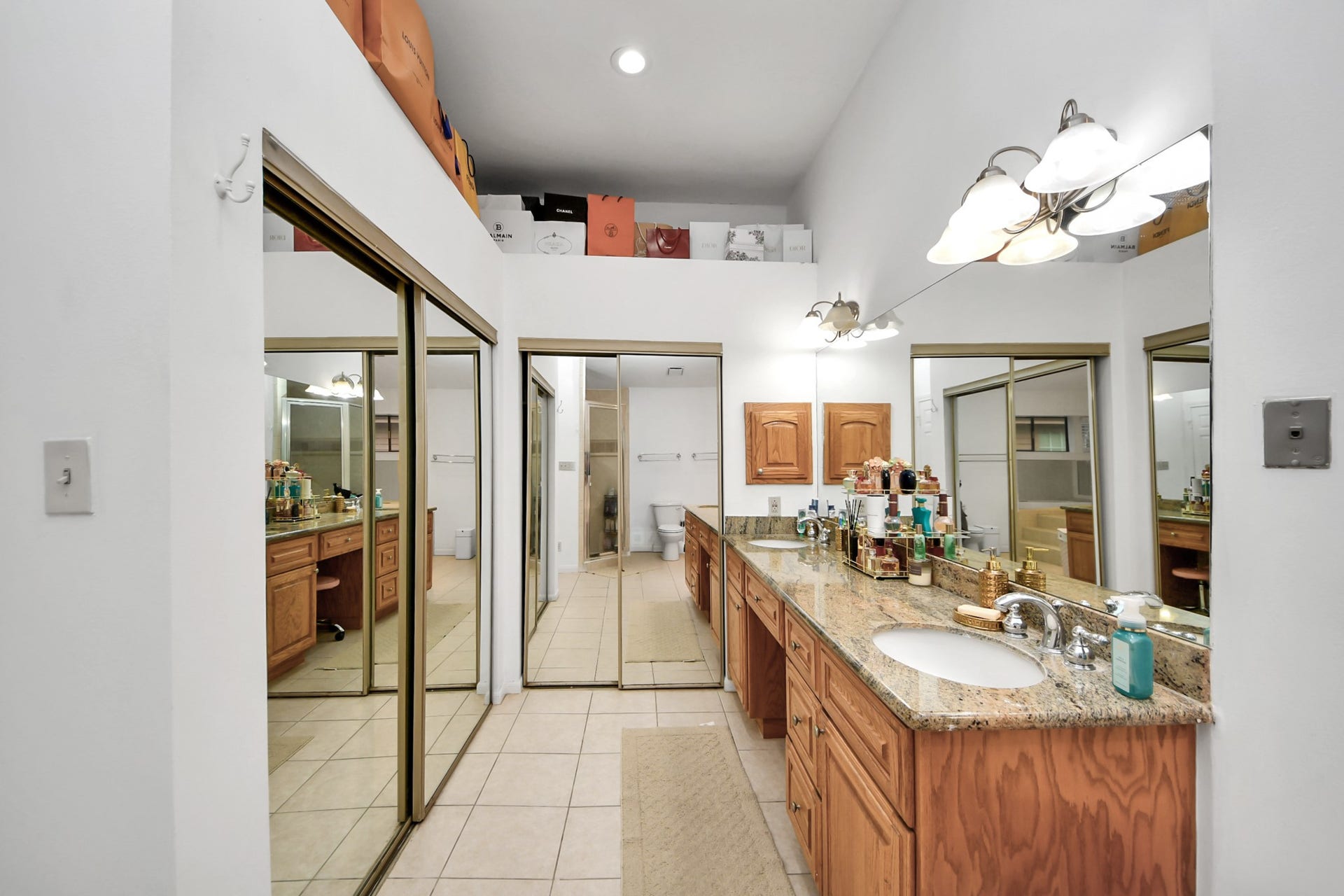3002 Ashford Oak Drive, Houston, TX 77082 3002 Ashford Oak Drive, Houston, TX 77082