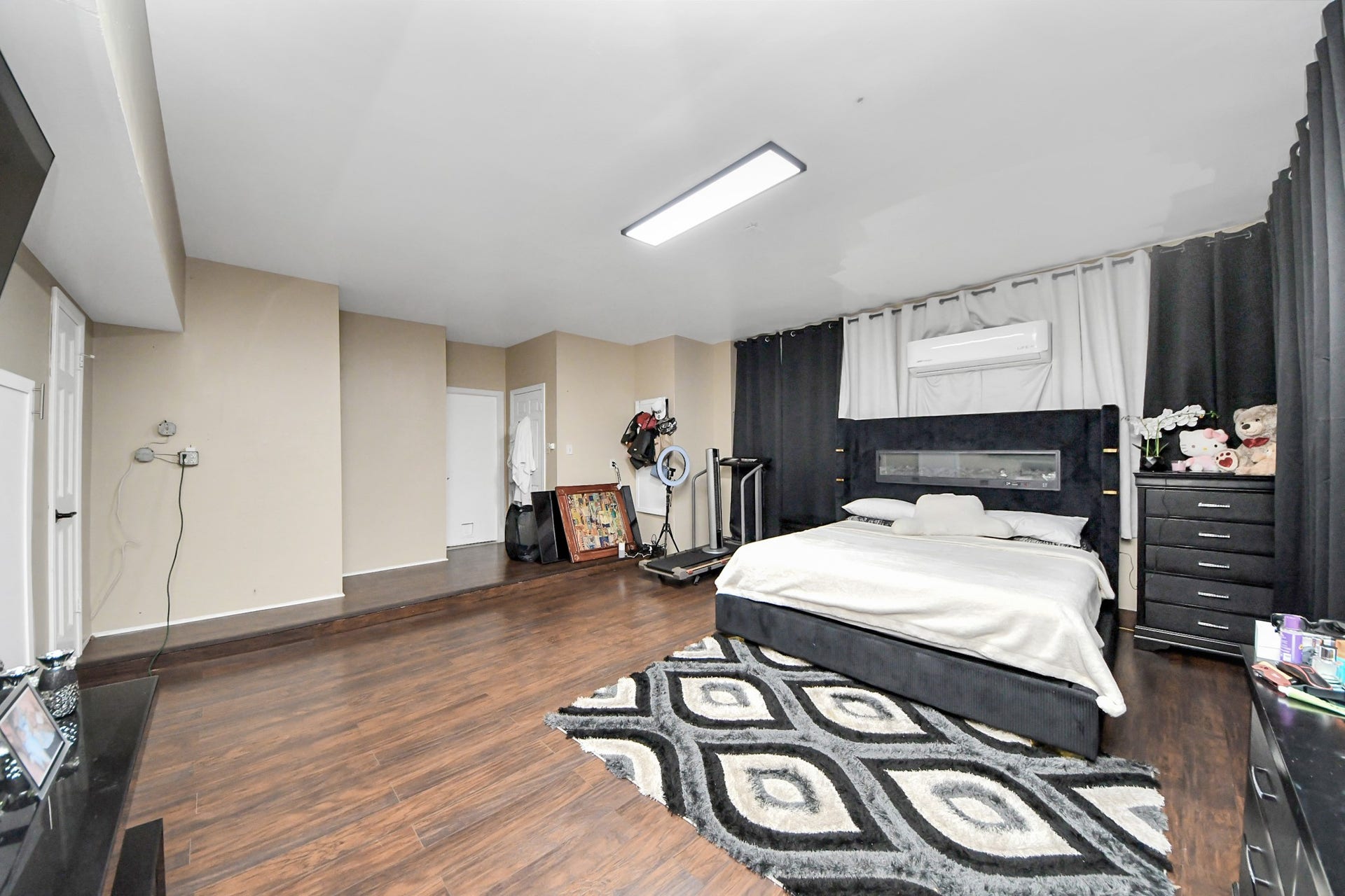 3002 Ashford Oak Drive, Houston, TX 77082 3002 Ashford Oak Drive, Houston, TX 77082