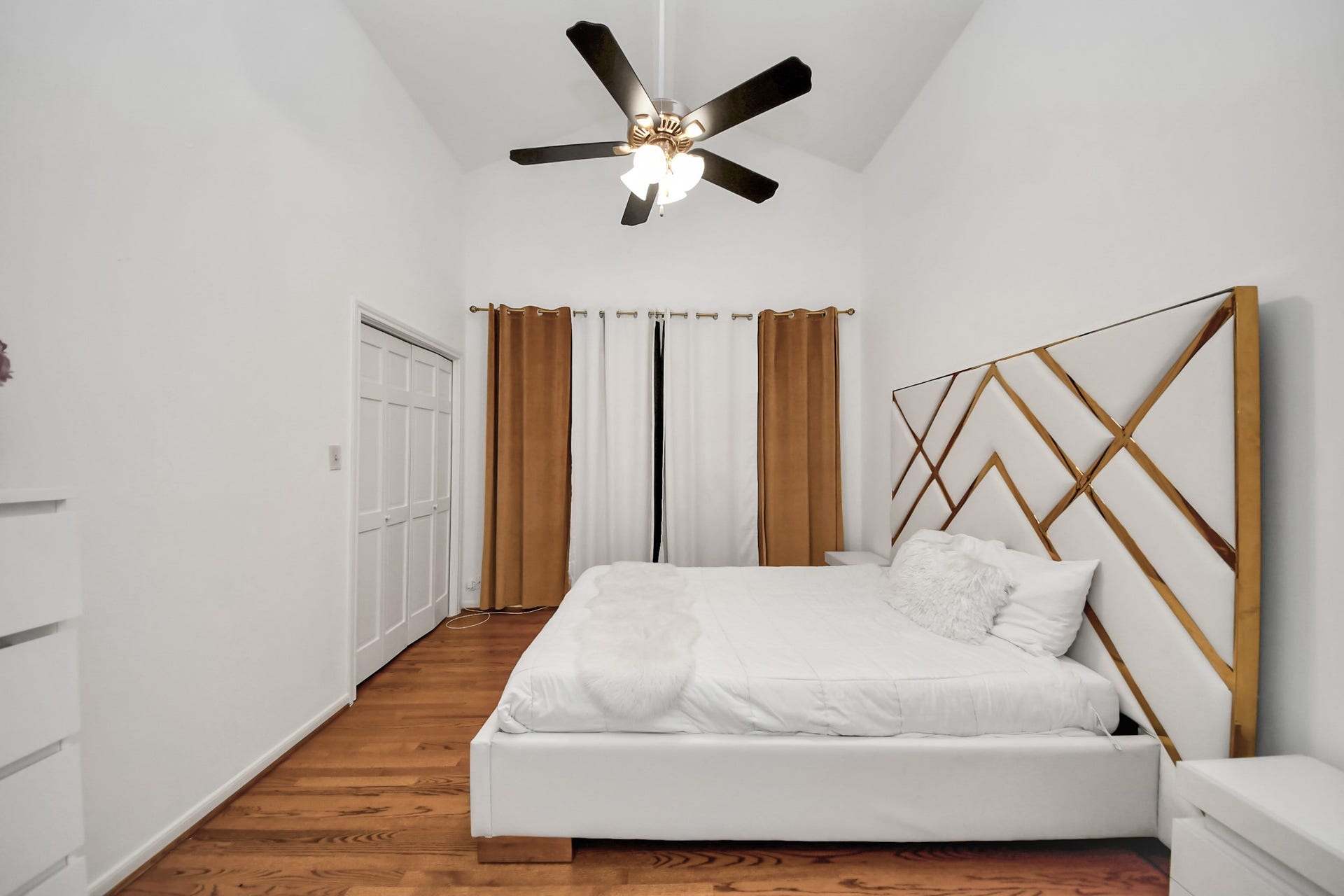 3002 Ashford Oak Drive, Houston, TX 77082 3002 Ashford Oak Drive, Houston, TX 77082