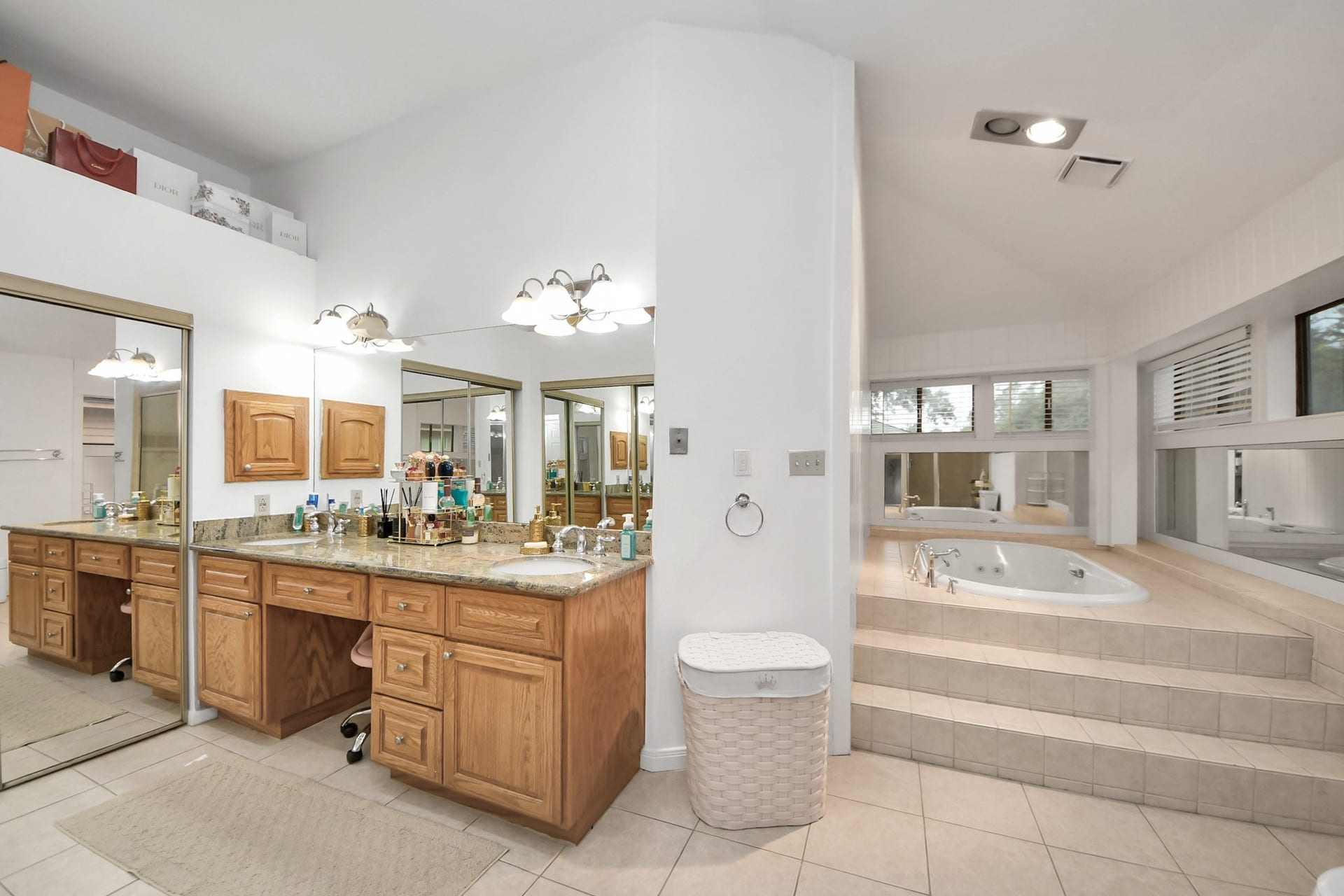 3002 Ashford Oak Drive, Houston, TX 77082 3002 Ashford Oak Drive, Houston, TX 77082