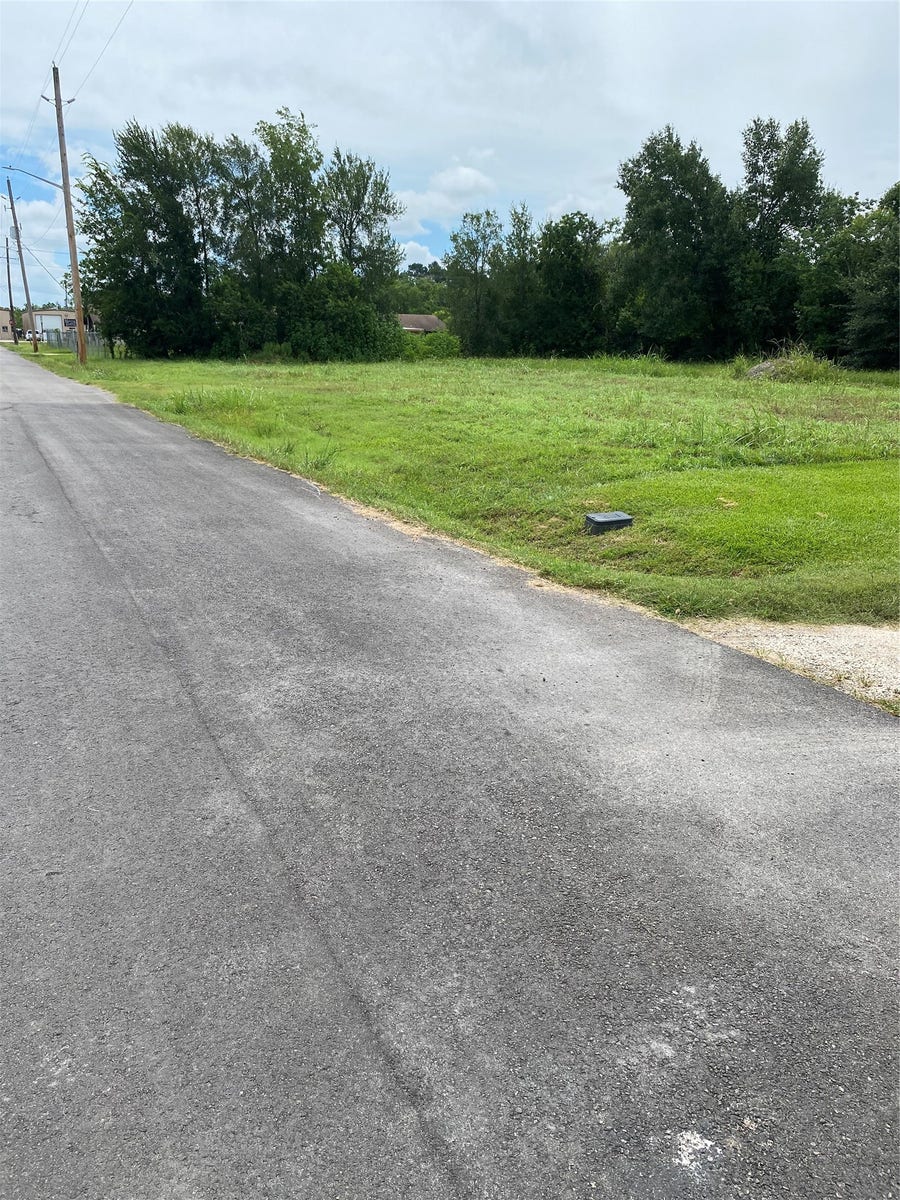 Property photo for 33943 13th Street, Brookshire, TX