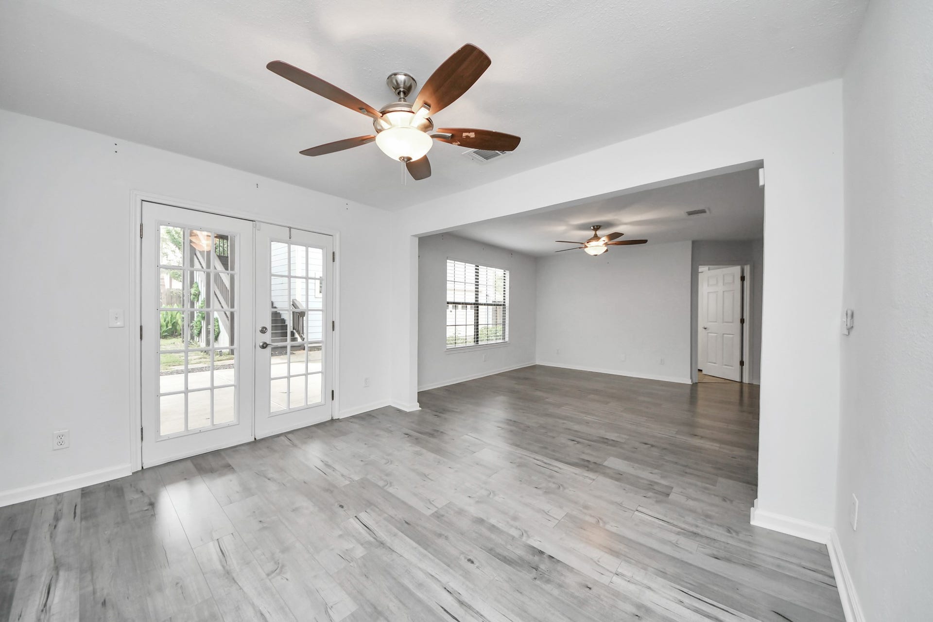 1505 Chippendale Road, Houston, TX 77018 1505 Chippendale Road, Houston, TX 77018