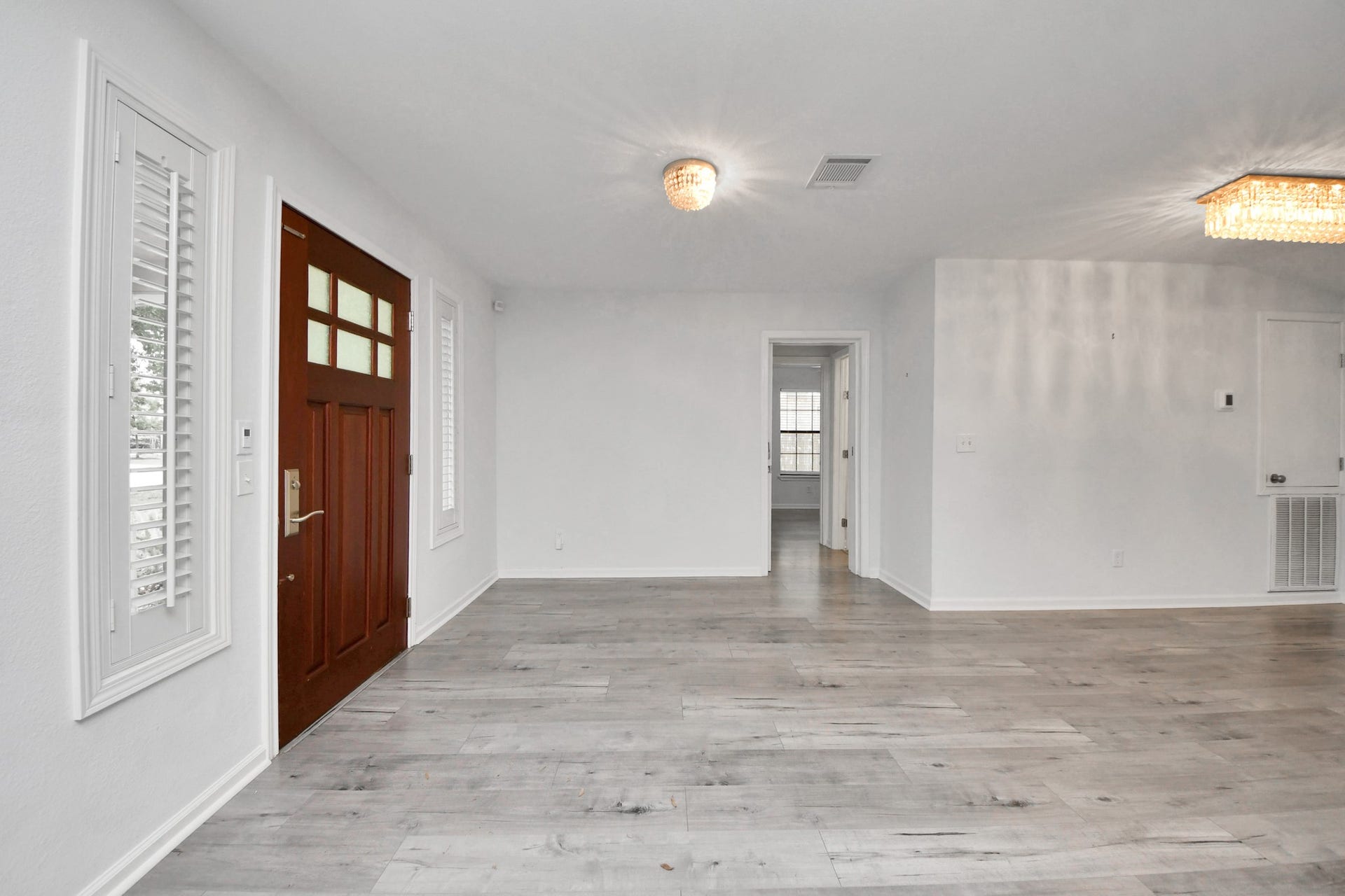 1505 Chippendale Road, Houston, TX 77018 1505 Chippendale Road, Houston, TX 77018