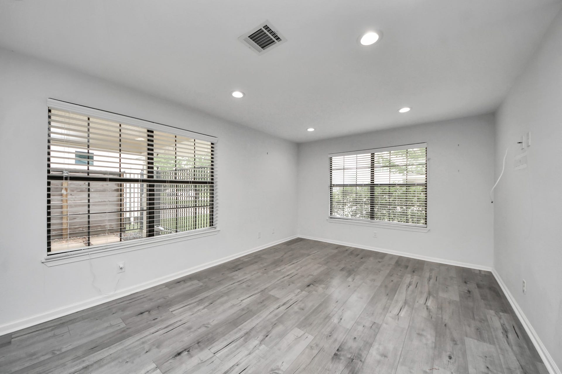 1505 Chippendale Road, Houston, TX 77018 1505 Chippendale Road, Houston, TX 77018