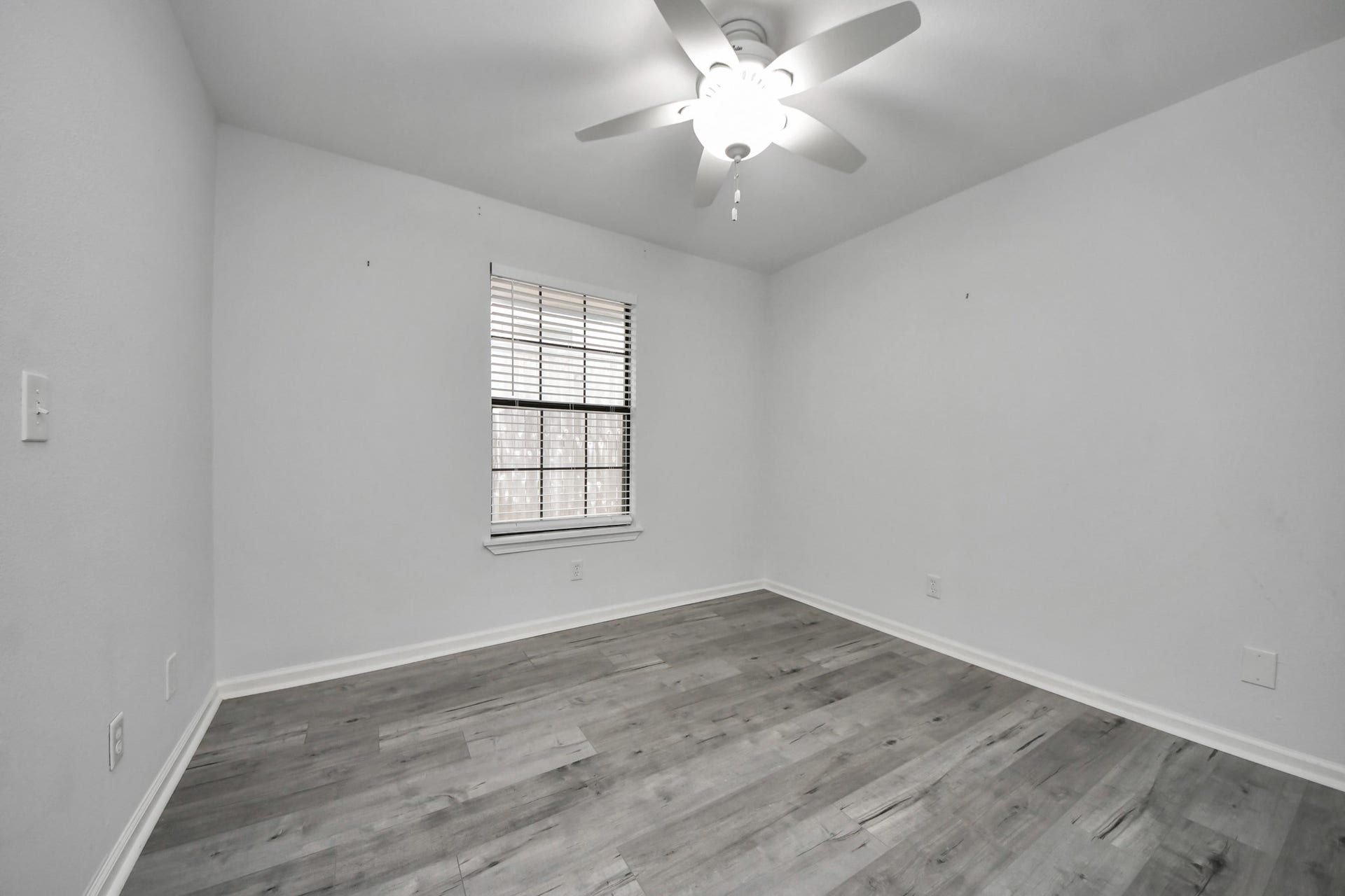 1505 Chippendale Road, Houston, TX 77018 1505 Chippendale Road, Houston, TX 77018