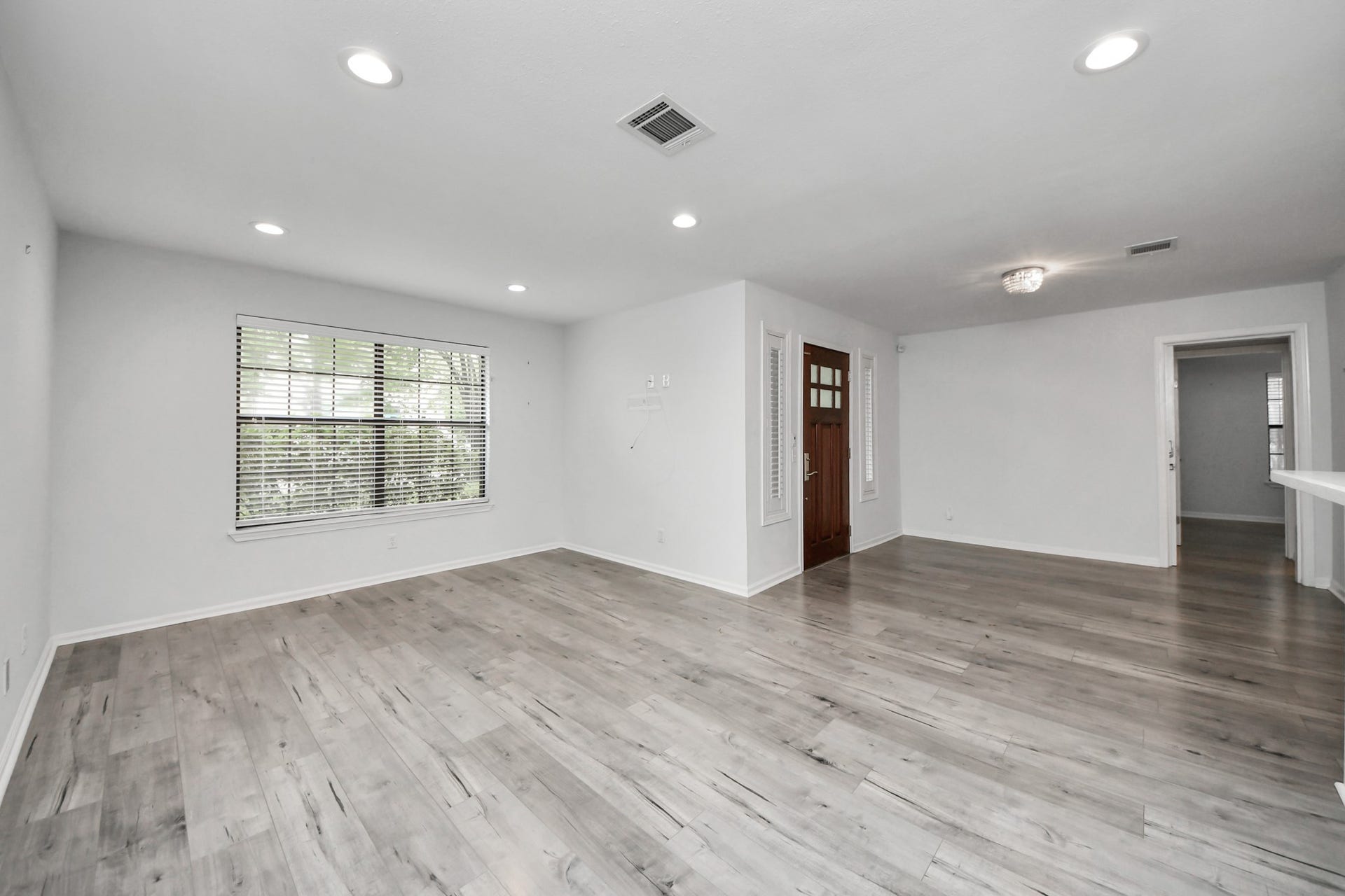 1505 Chippendale Road, Houston, TX 77018 1505 Chippendale Road, Houston, TX 77018