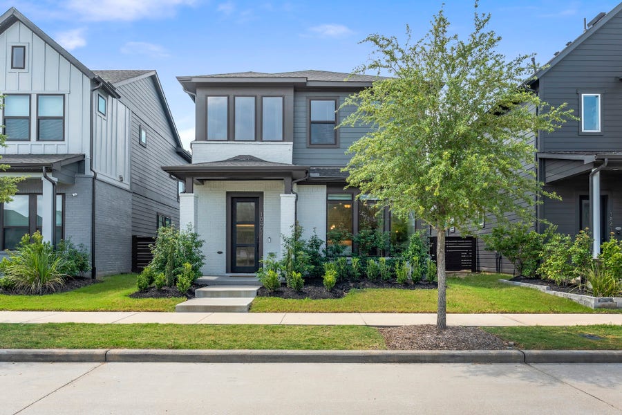 Property photo for 18407 Parkland Row Drive, Cypress, TX