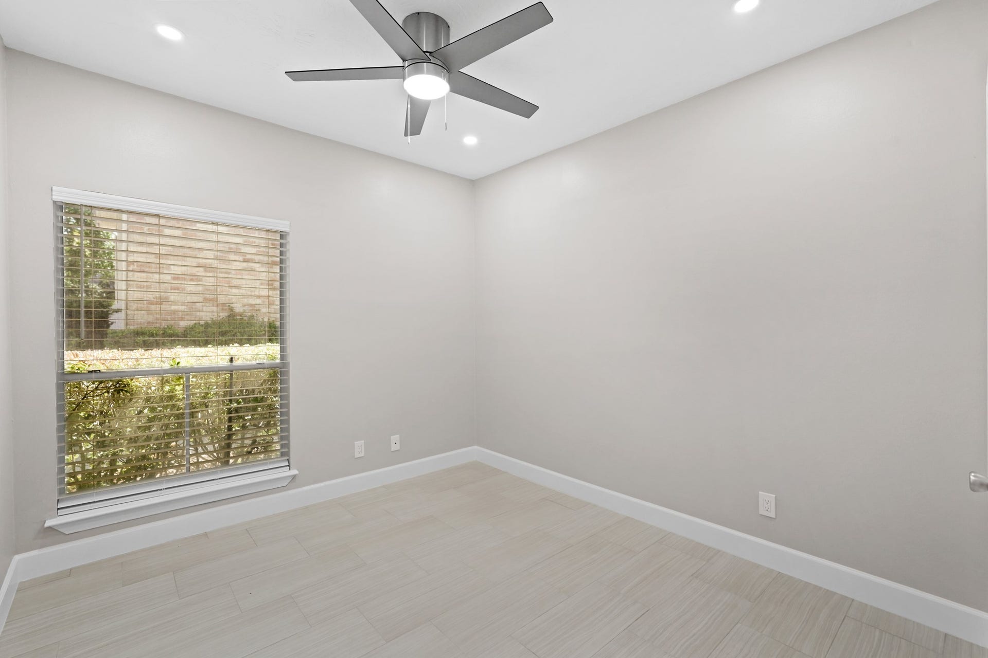 2300 Augusta Drive, #37, Houston, TX 77057 2300 Augusta Drive, #37, Houston, TX 77057