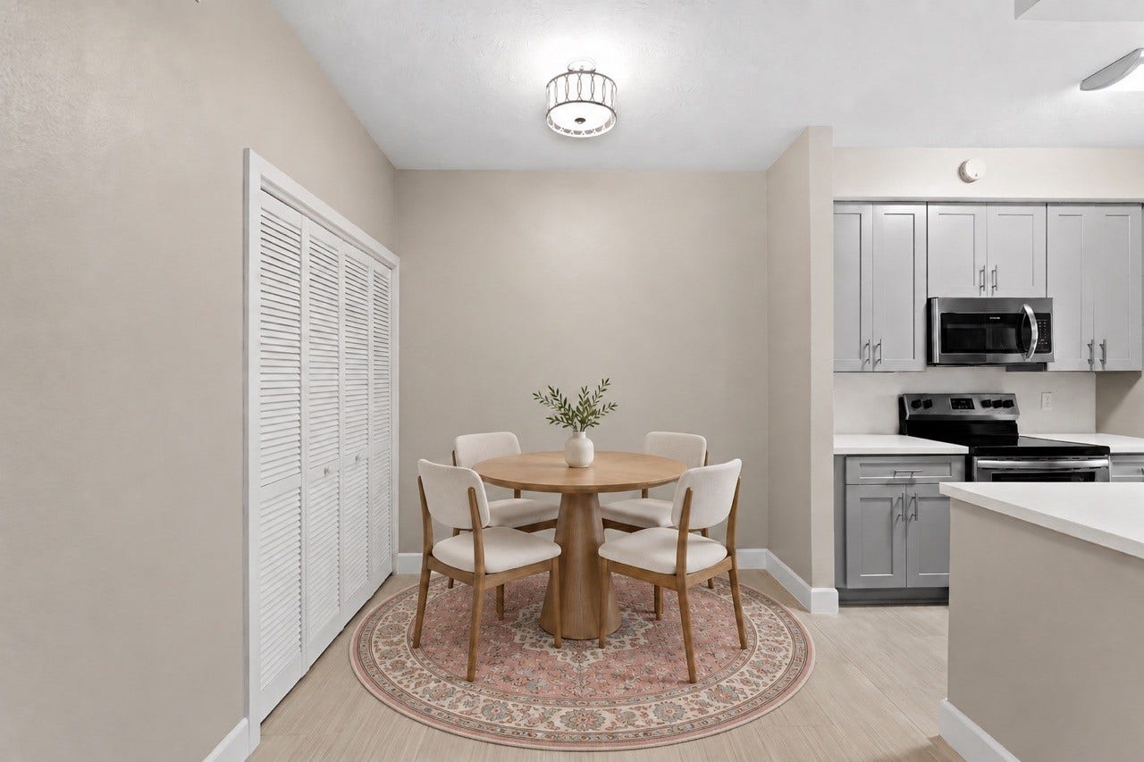 2300 Augusta Drive, #37, Houston, TX 77057 Virtually staged.