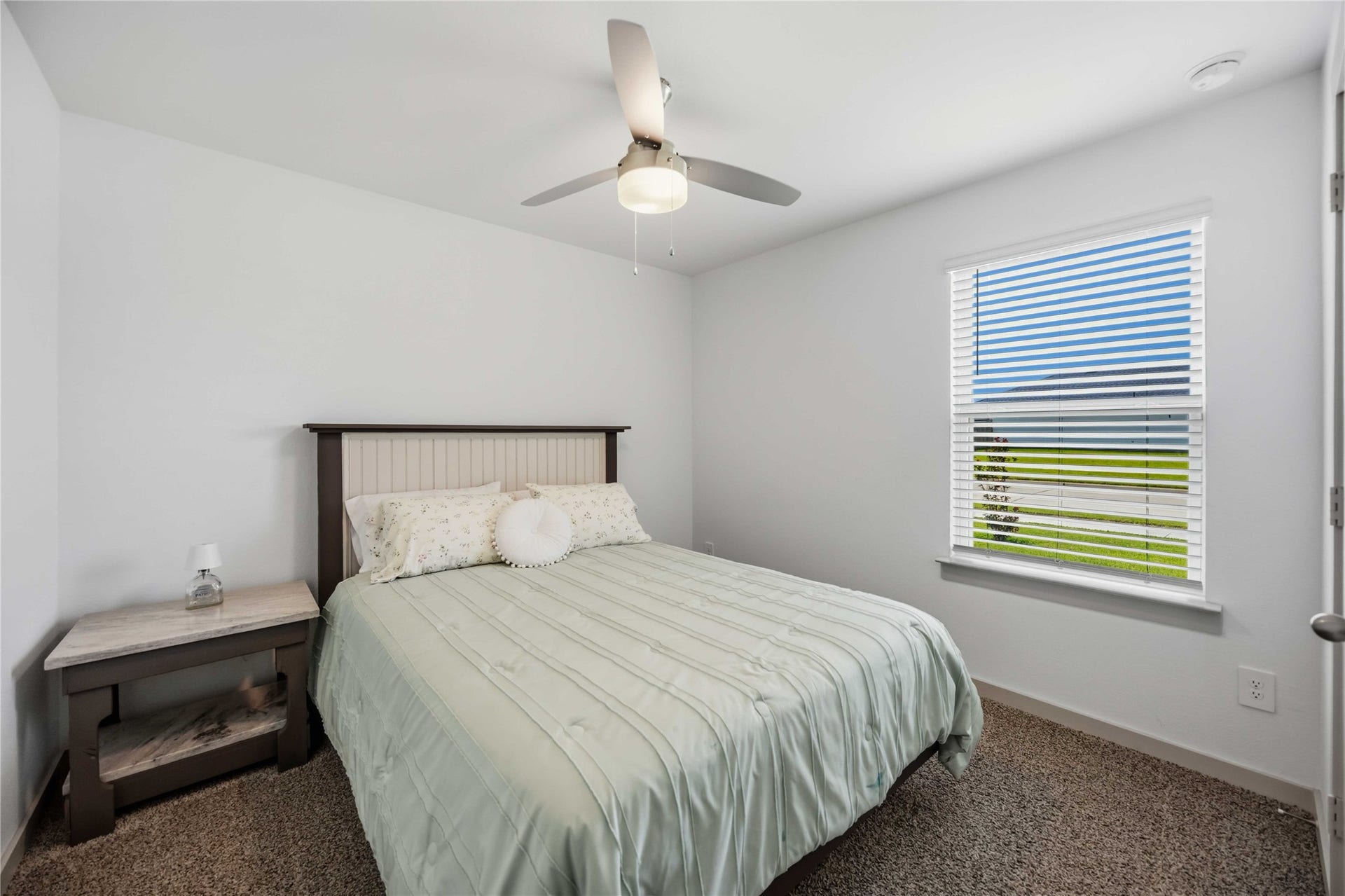 1029 Great Barracuda Lane, Alvin, TX 77511 Another view of the 3rd bedroom.