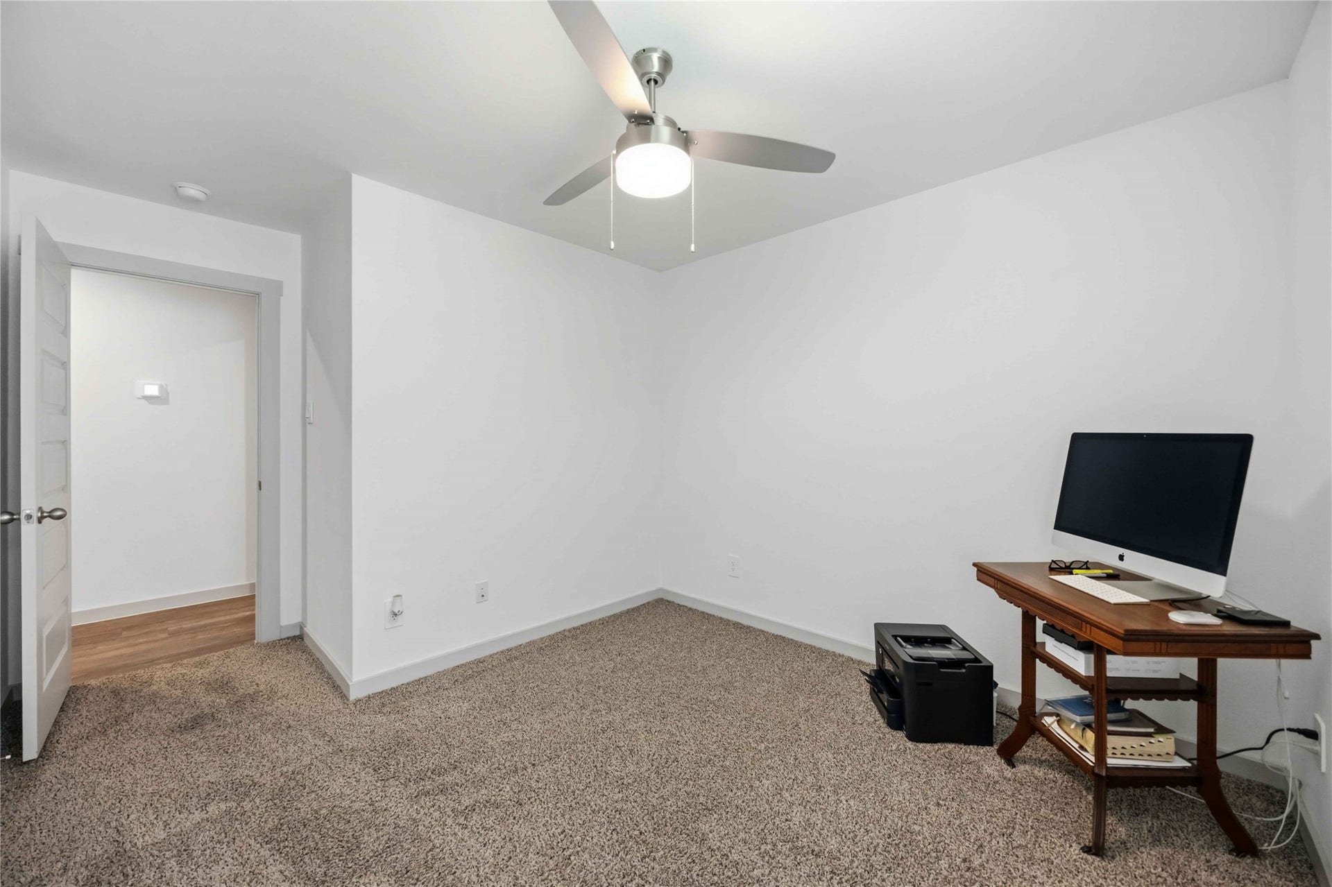 1029 Great Barracuda Lane, Alvin, TX 77511 This room is between the half bath and the utility room.