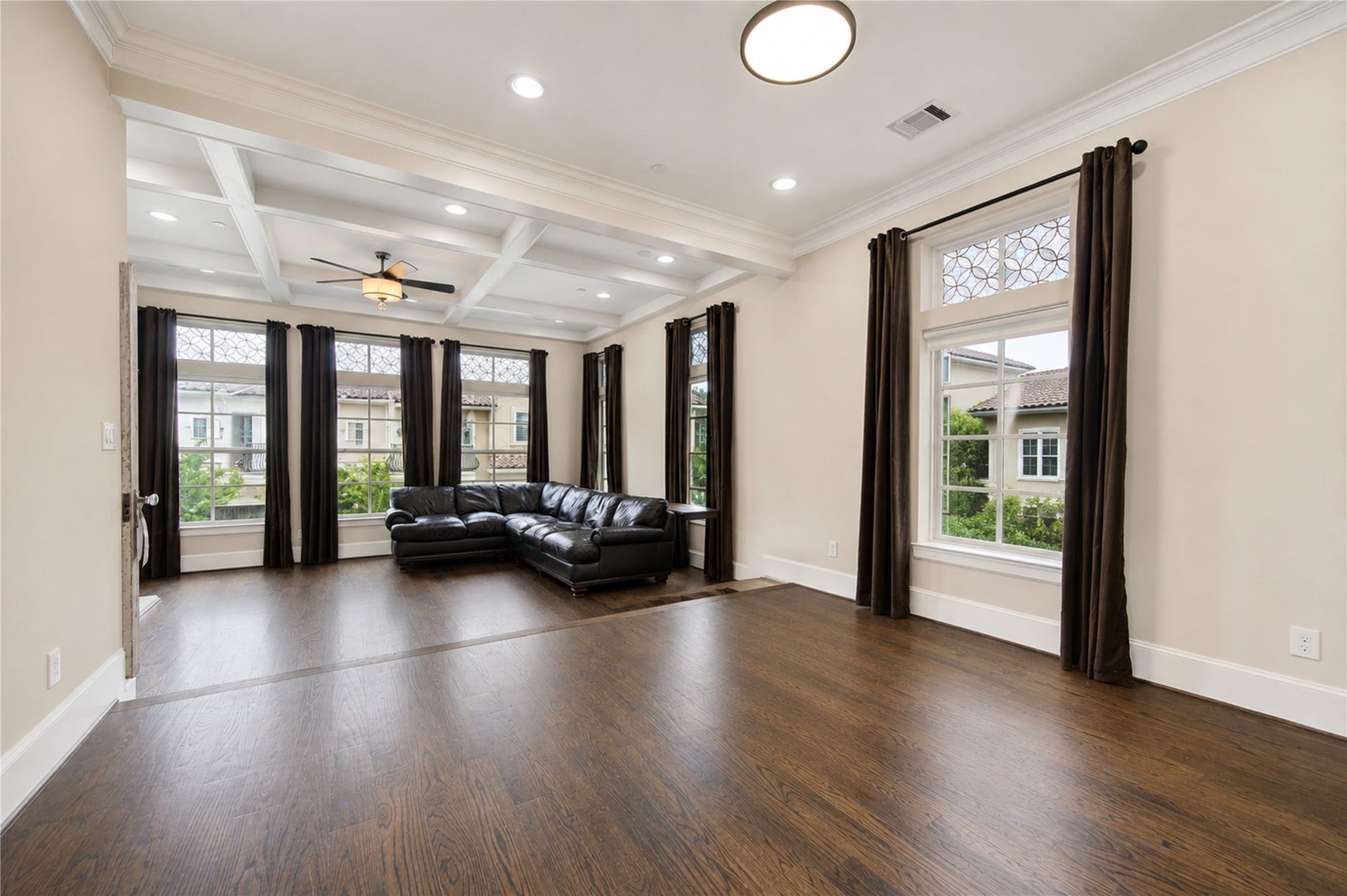 16011 Morgan Street, Sugar Land, TX 77478 16011 Morgan Street, Sugar Land, TX 77478