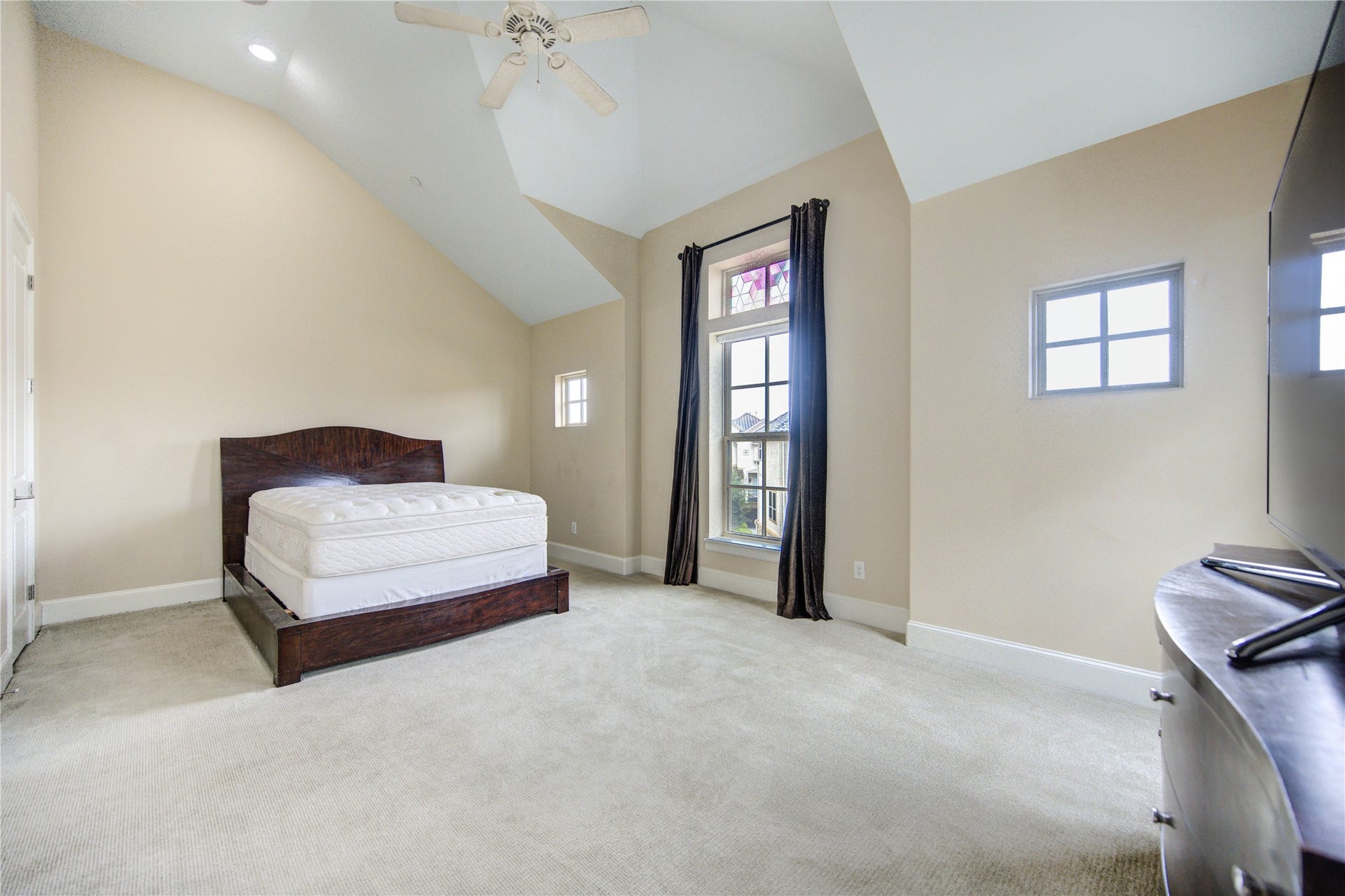 16011 Morgan Street, Sugar Land, TX 77478 16011 Morgan Street, Sugar Land, TX 77478