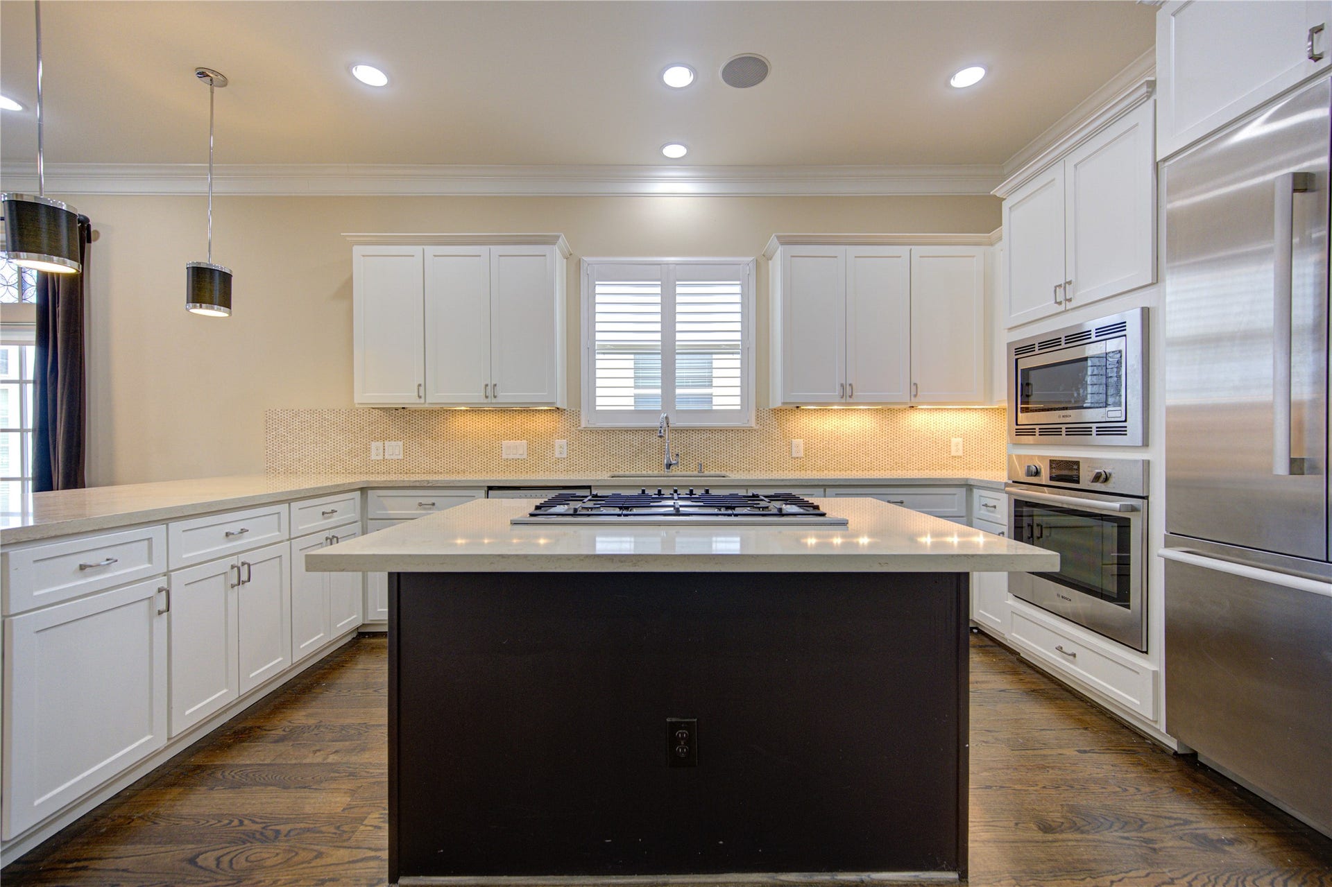 16011 Morgan Street, Sugar Land, TX 77478 16011 Morgan Street, Sugar Land, TX 77478