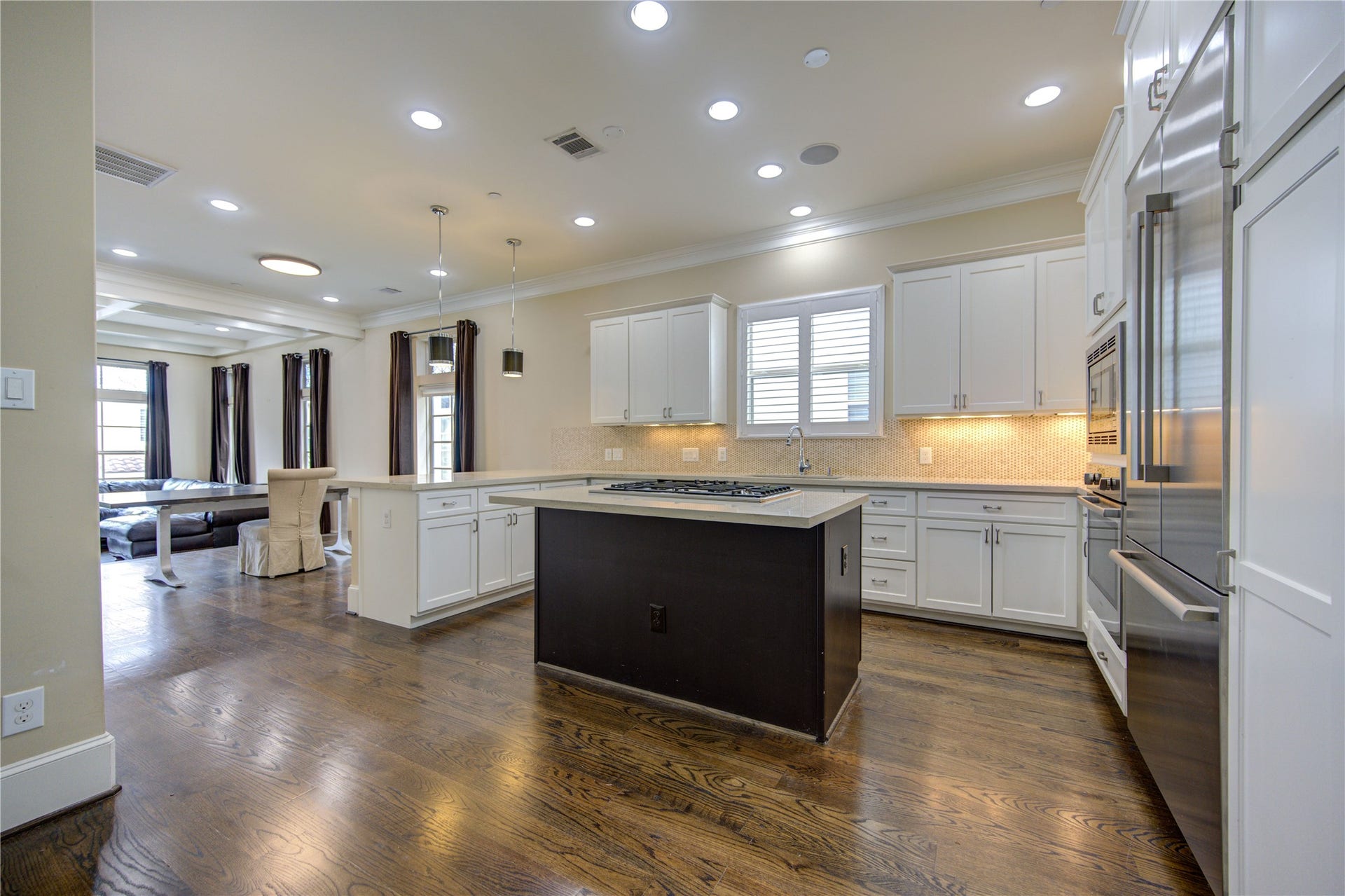 16011 Morgan Street, Sugar Land, TX 77478 16011 Morgan Street, Sugar Land, TX 77478