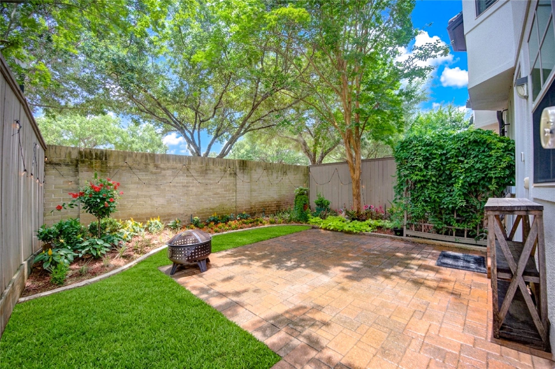16011 Morgan Street, Sugar Land, TX 77478 16011 Morgan Street, Sugar Land, TX 77478