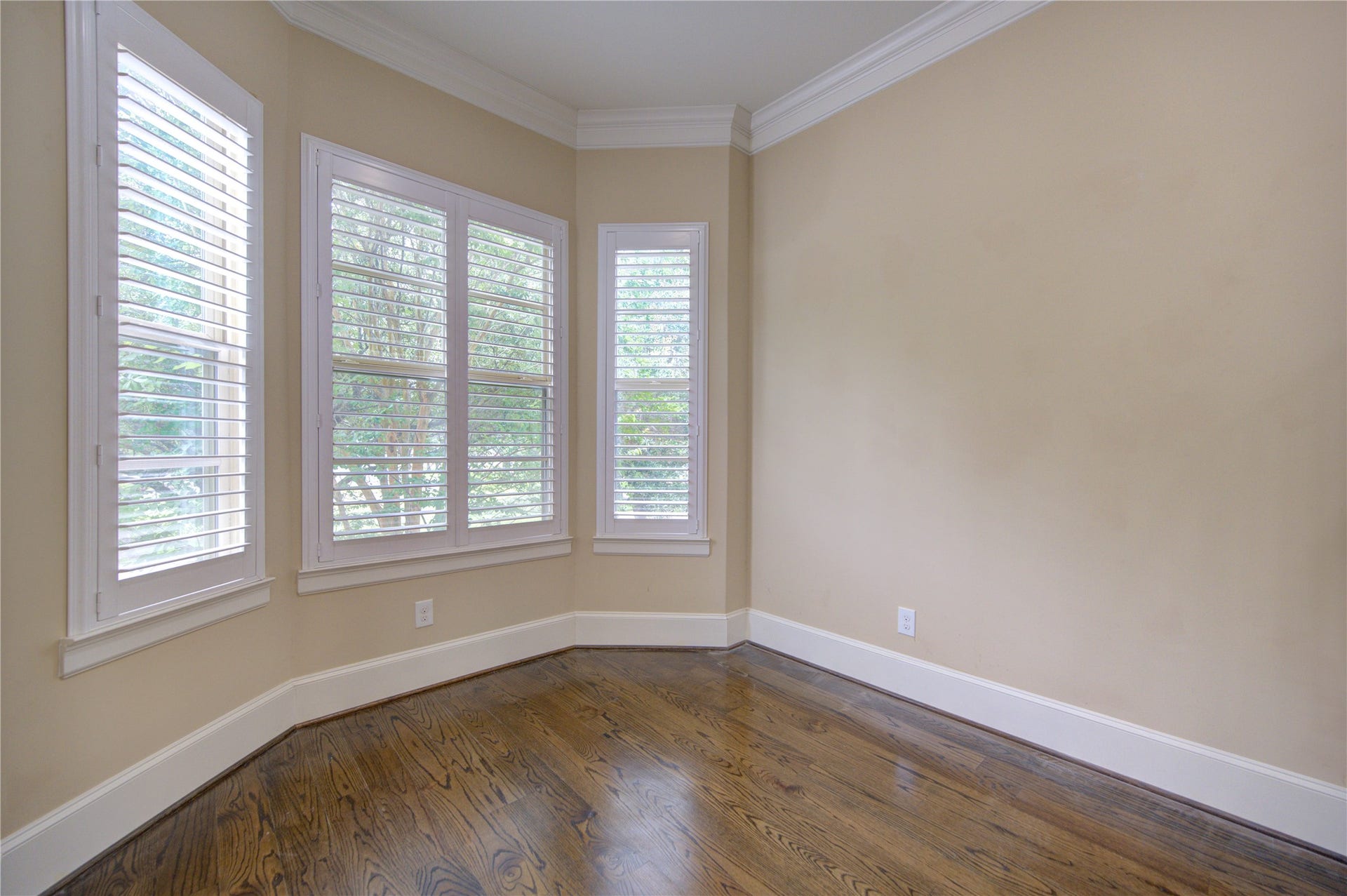 16011 Morgan Street, Sugar Land, TX 77478 16011 Morgan Street, Sugar Land, TX 77478